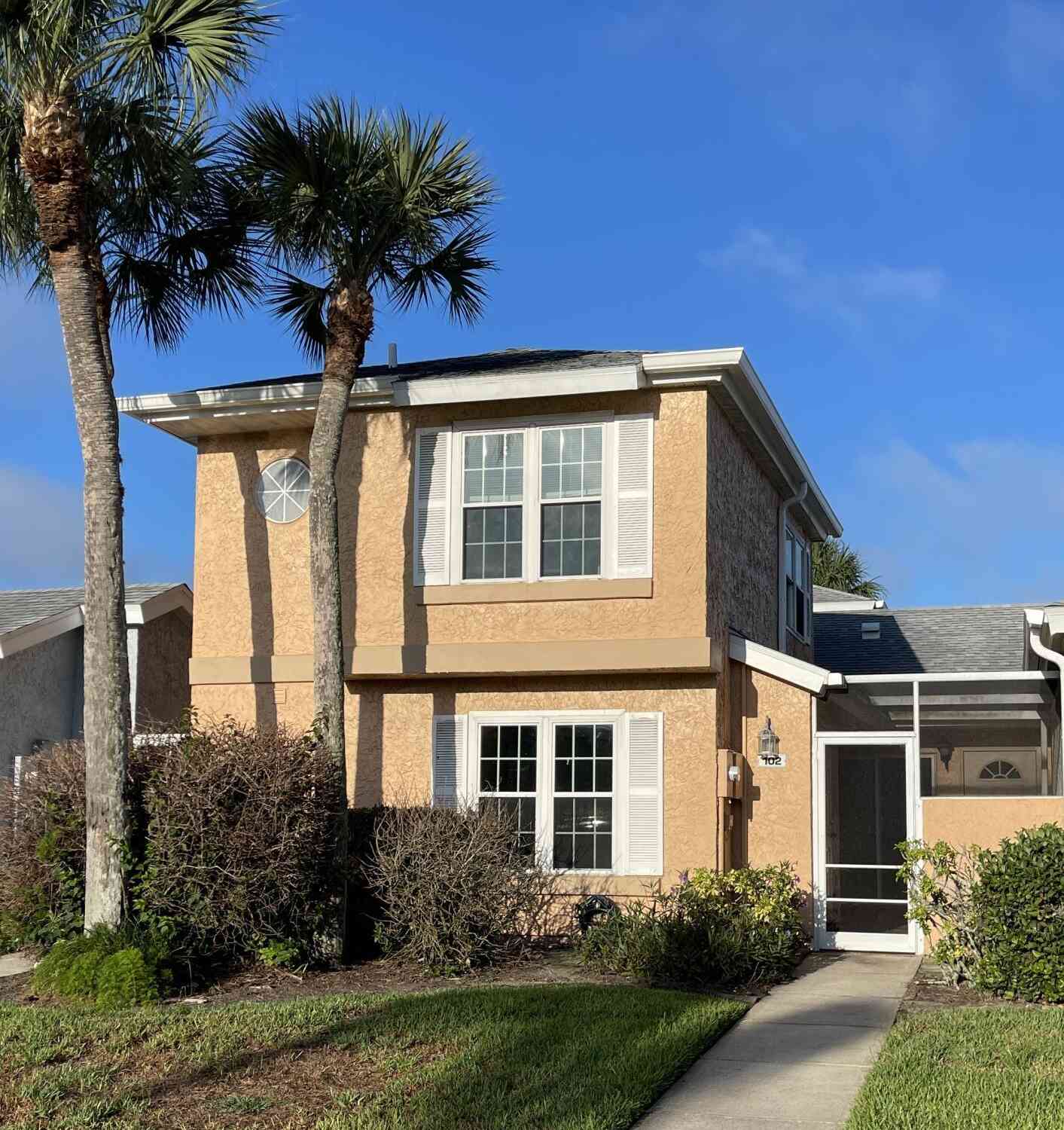 Townhouse For Rent - 1495 Malibu Circle #102<br/> Palm Bay, FL 32905