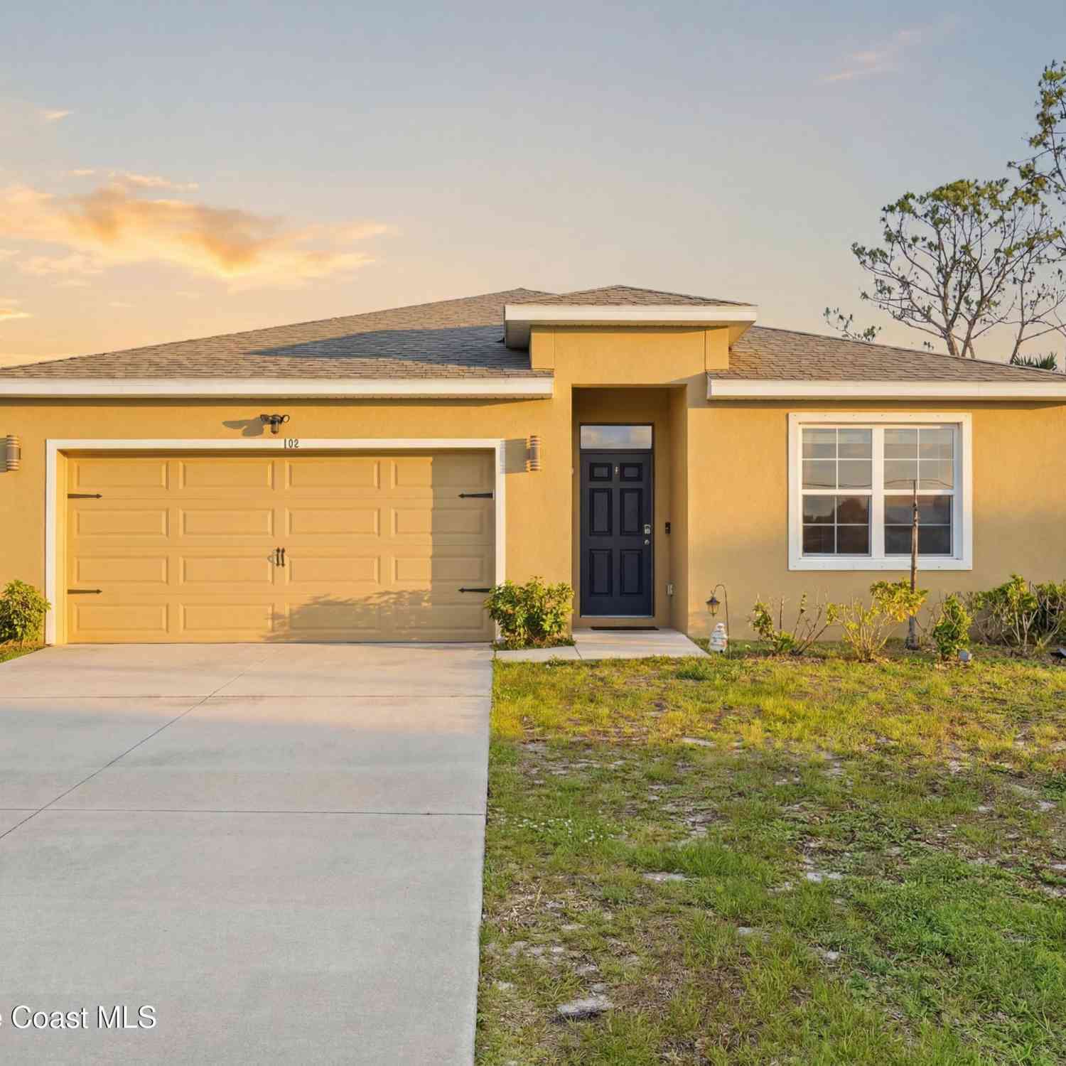 Homes For Sale - 104 Carmelite Avenue<br/> Palm Bay, FL 32907
