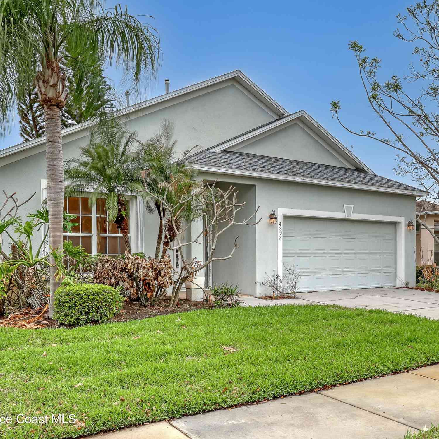 Homes For Sale - 4892 Outlook Drive<br/> Melbourne, FL 32940