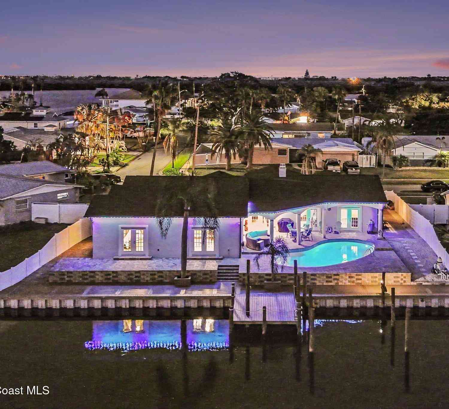 Homes For Sale - 1165 Molaki Drive<br/> Merritt Island, FL 32953