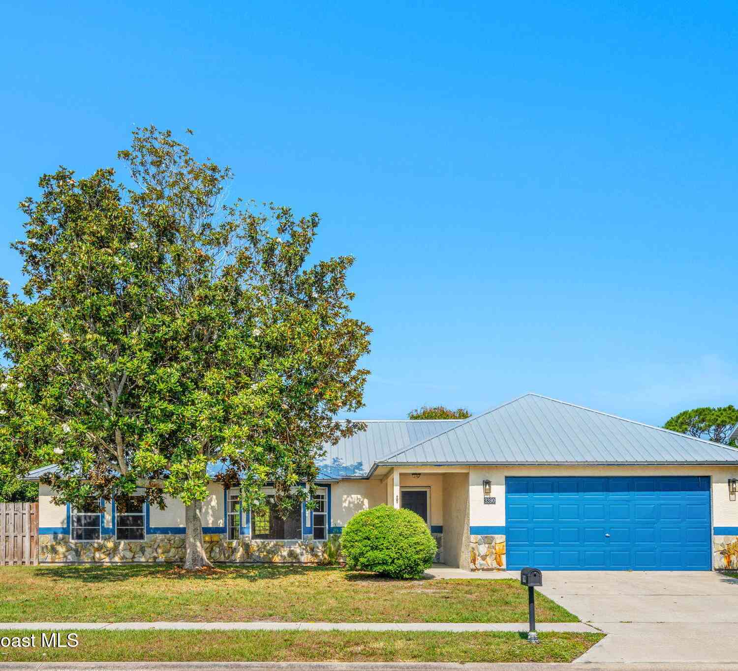 Homes For Sale - 3390 Floral Palm Boulevard<br/> Melbourne, FL 32901