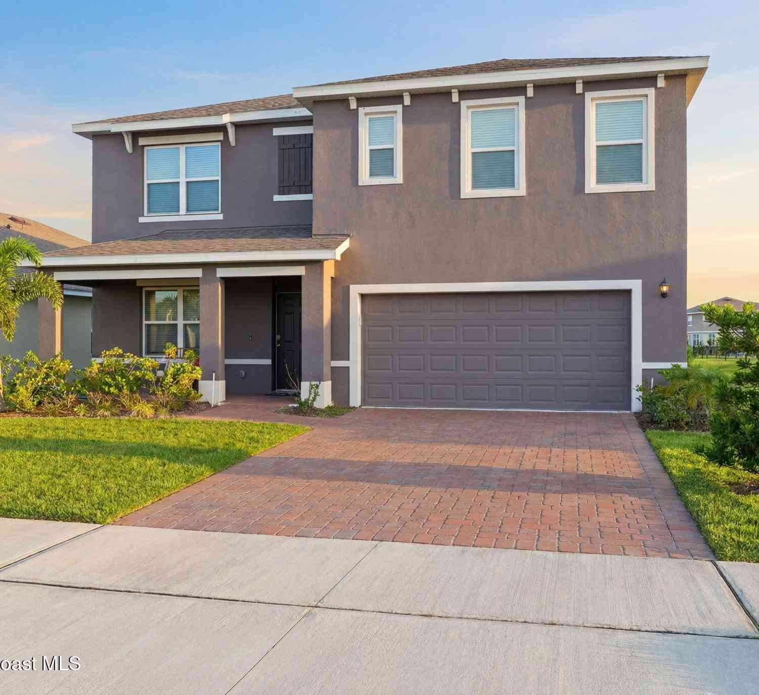 Homes For Sale - 1026 Dugan Circle<br/> Palm Bay, FL 32909