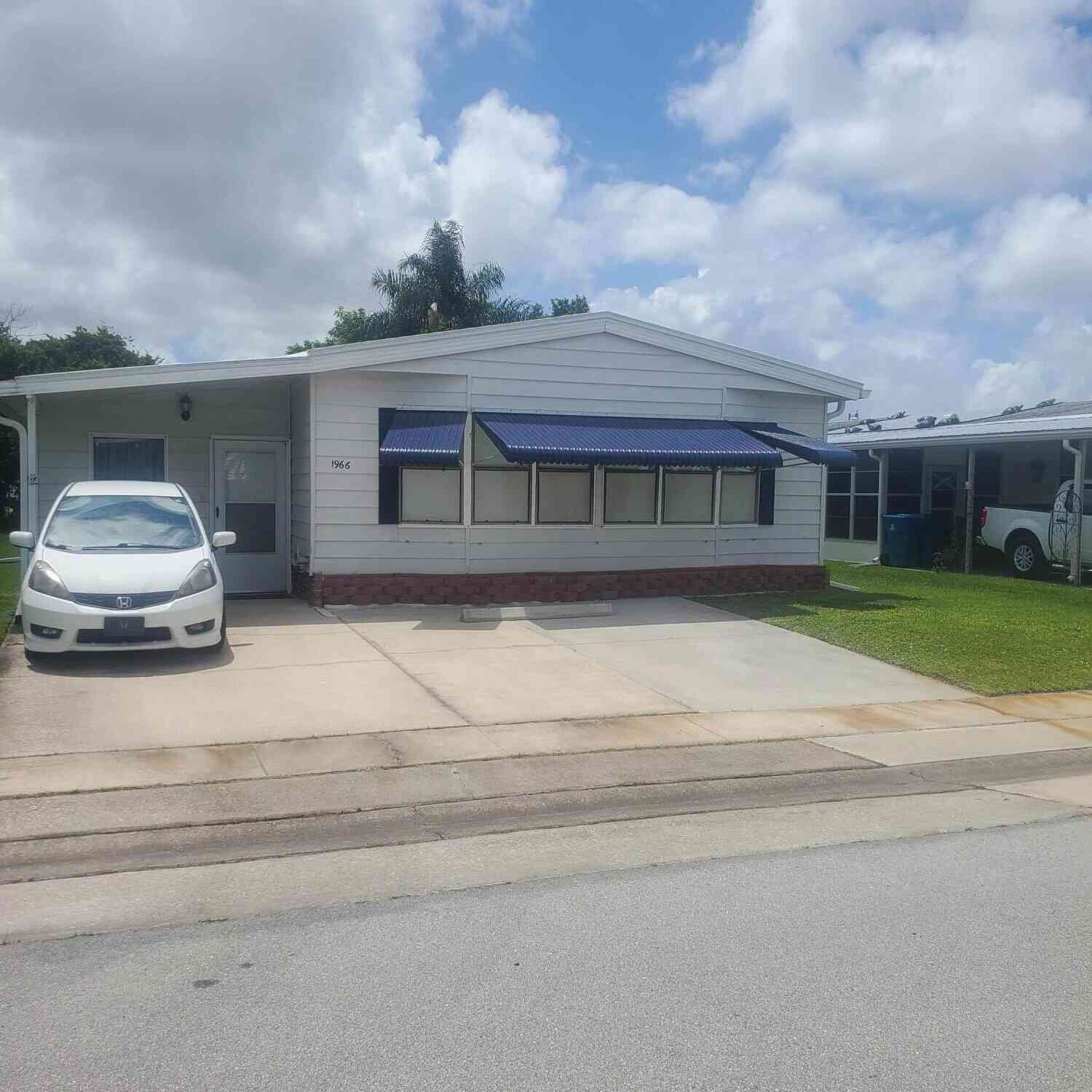 Mobile Home For Sale - 1966 Live Oak Street<br/> Palm Bay, FL 32905