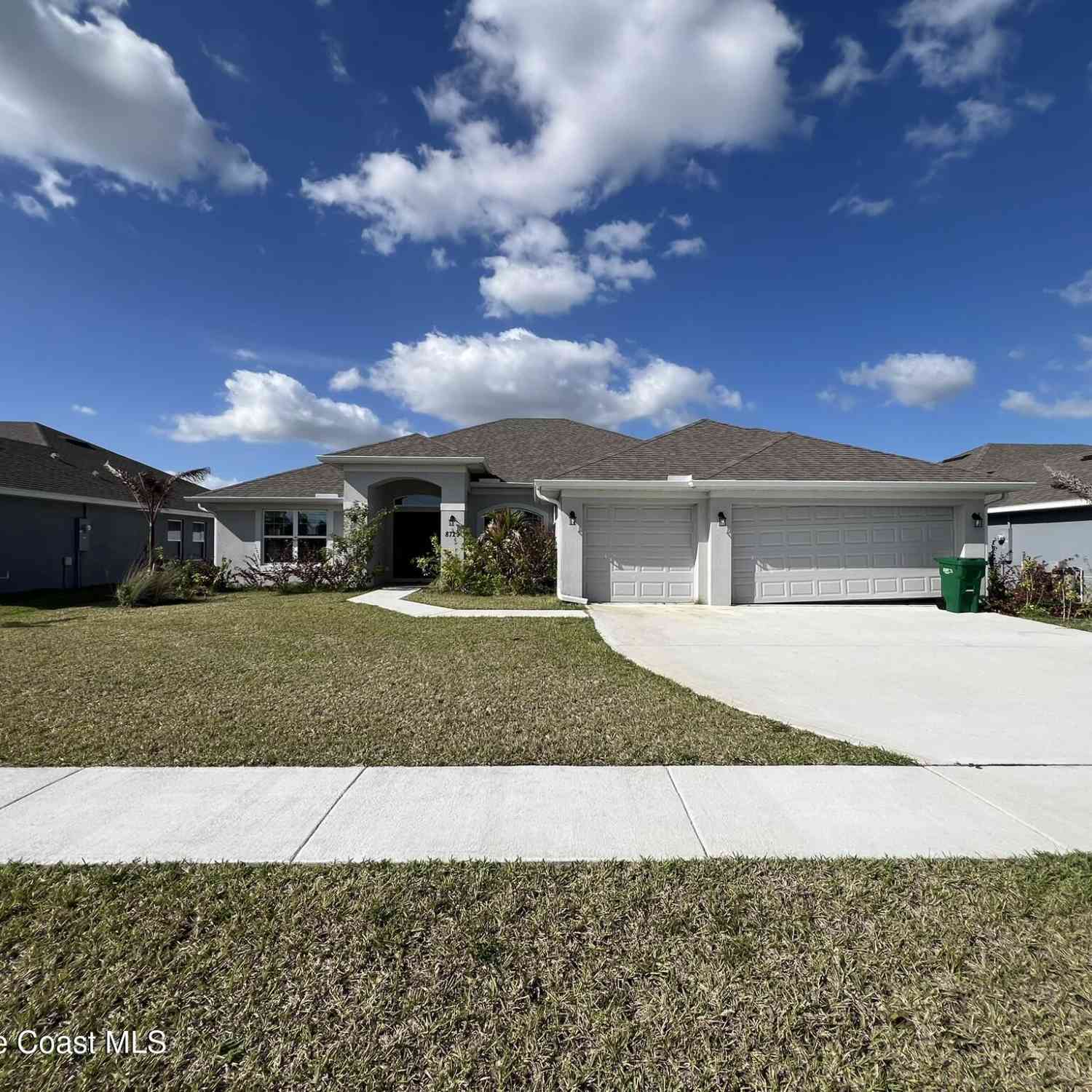 Homes For Rent - 8729 Waterstone Boulevard<br/> Fort Pierce, FL 34951
