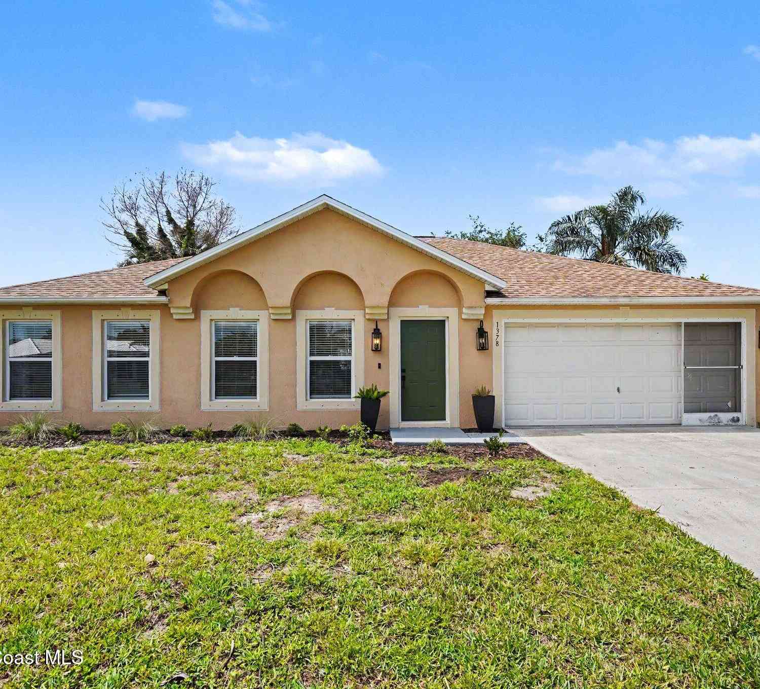 Homes For Sale - 1378 Havre Street Nw<br/> Palm Bay, FL 32907
