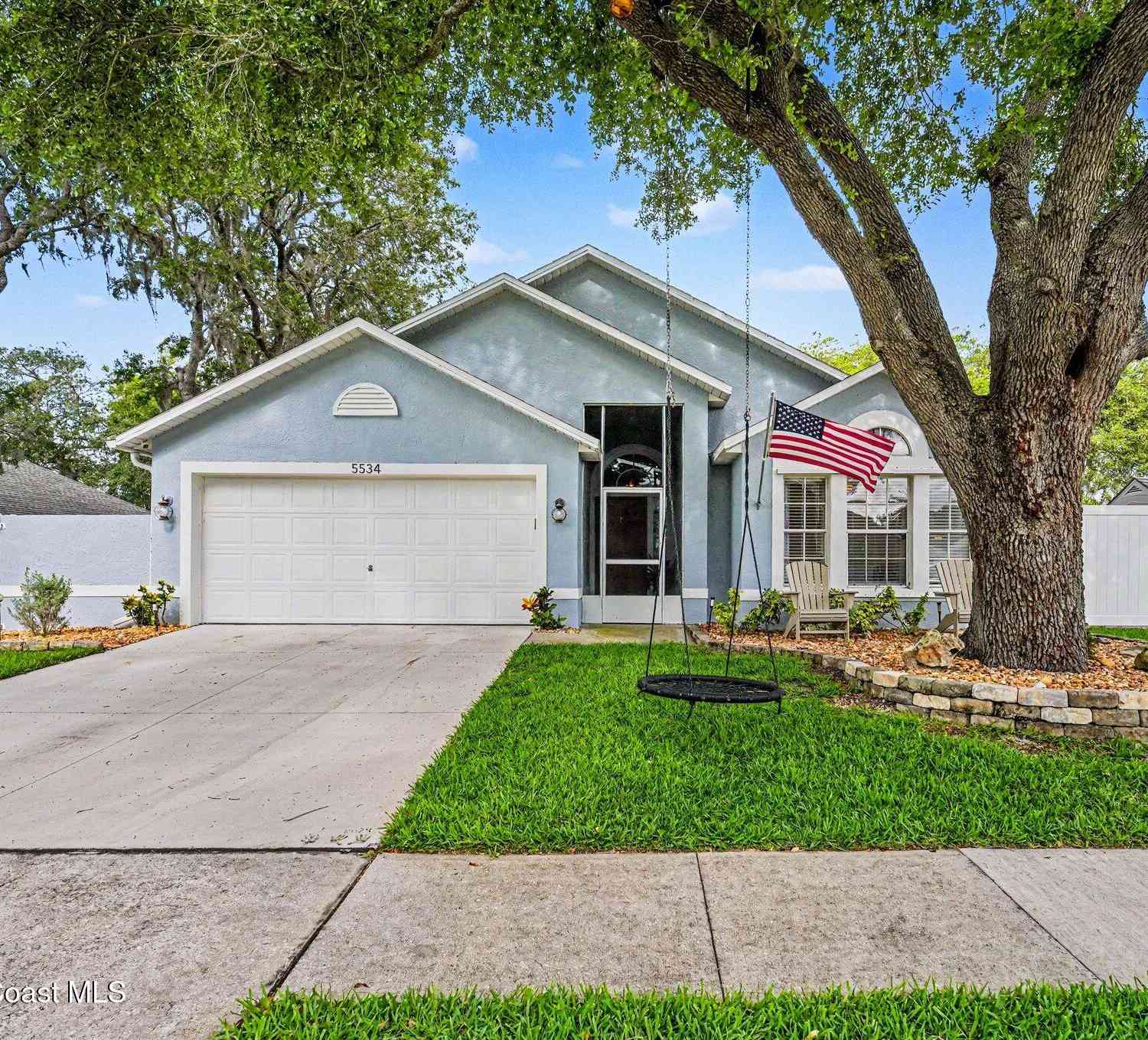 Homes For Sale - 5534 Oak Hollow Drive<br/> Titusville, FL 32780