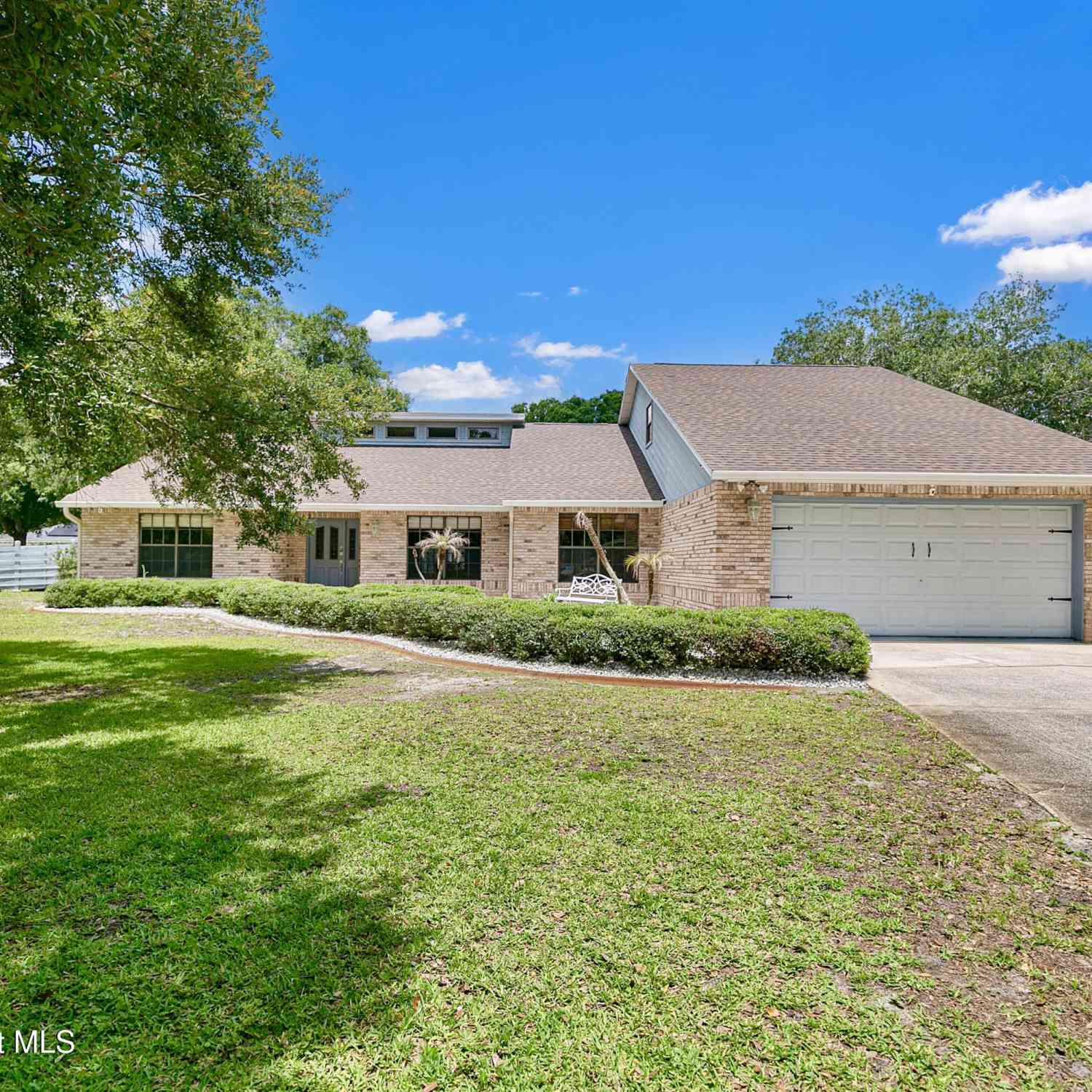 Homes For Sale - 4970 Pinewood Place<br/> Cocoa, FL 32926