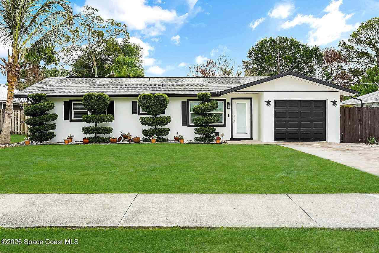Homes For Sale - 266 20th Avenue<br/> Vero Beach, FL 32962