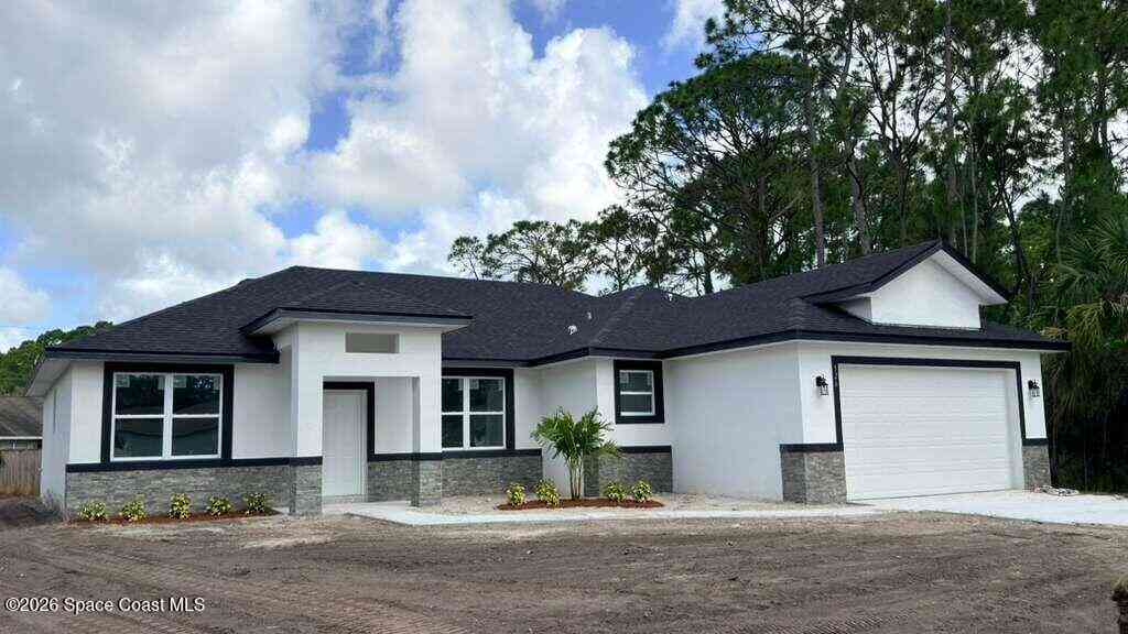 Homes For Sale - 526 Oleander Lane<br/> Palm Bay, FL 32907