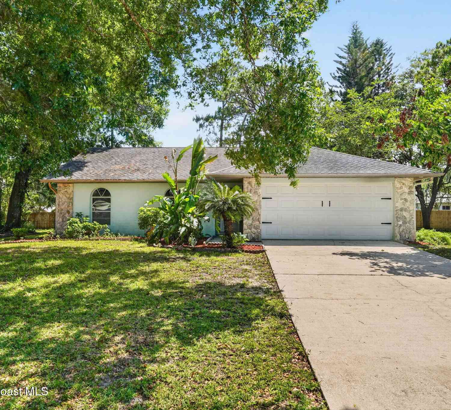 Homes For Sale - 1569 Hayworth Circle<br/> Palm Bay, FL 32907