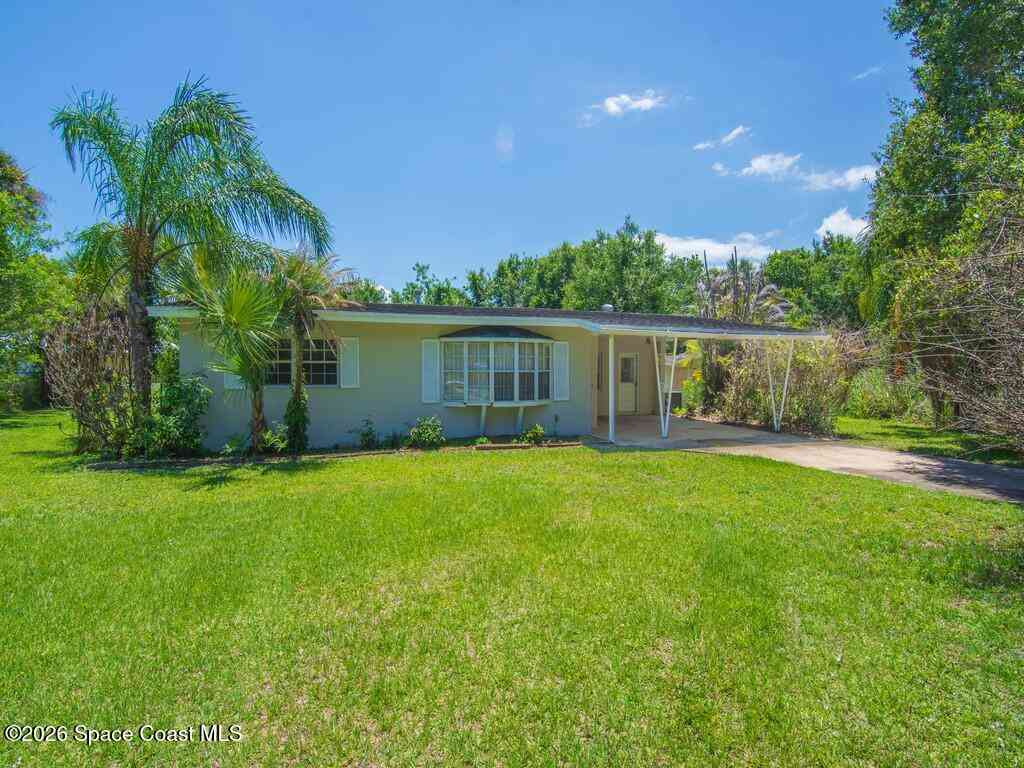 Homes For Sale - 7907 Lockwood Drive<br/> Fort Pierce, FL 34951