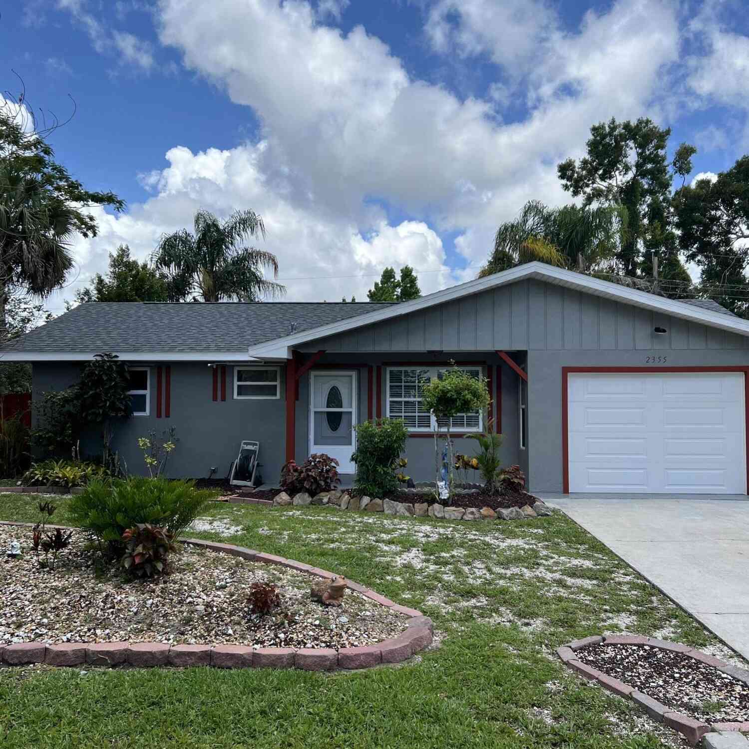 Homes For Sale - 2355 28th Avenue<br/> Vero Beach, FL 32960