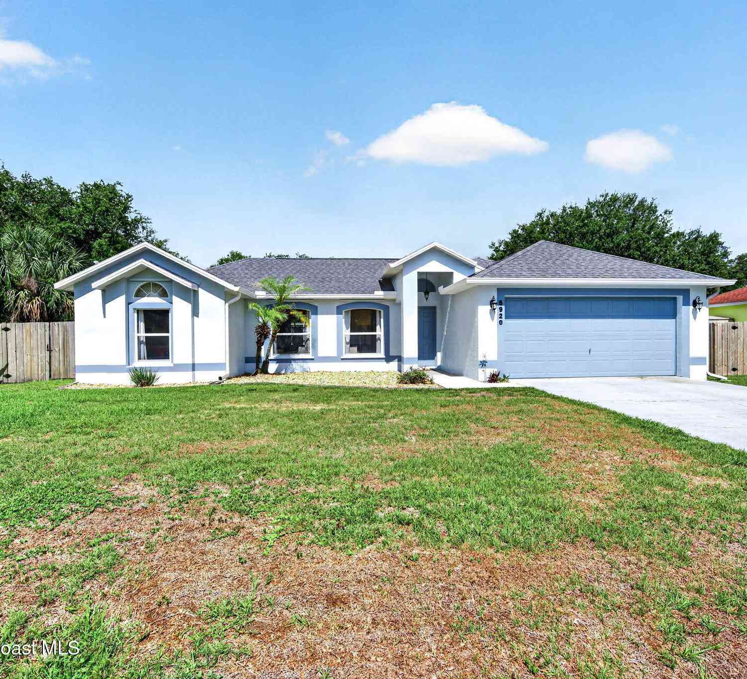 Homes For Sale - 5920 Keystone Avenue<br/> Cocoa, FL 32927