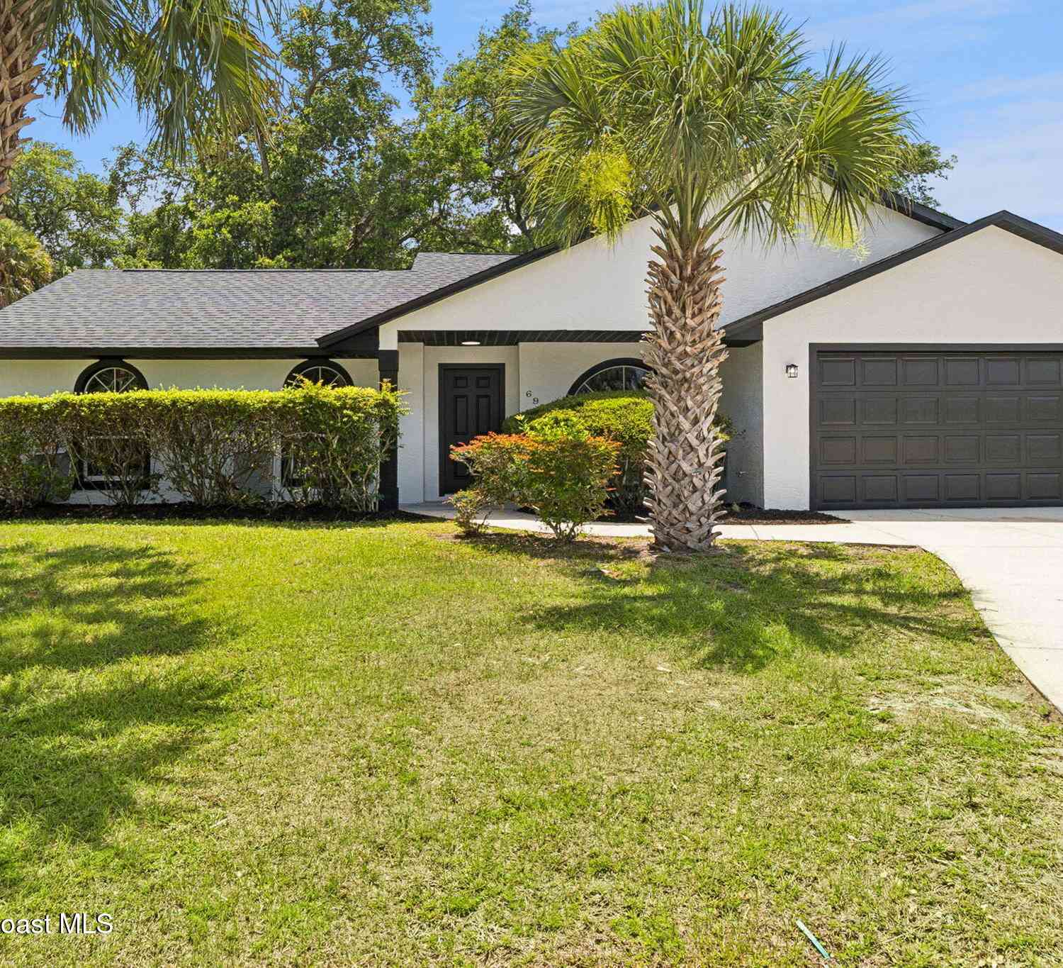 Homes For Sale - 6990 Camden Avenue<br/> Cocoa, FL 32927