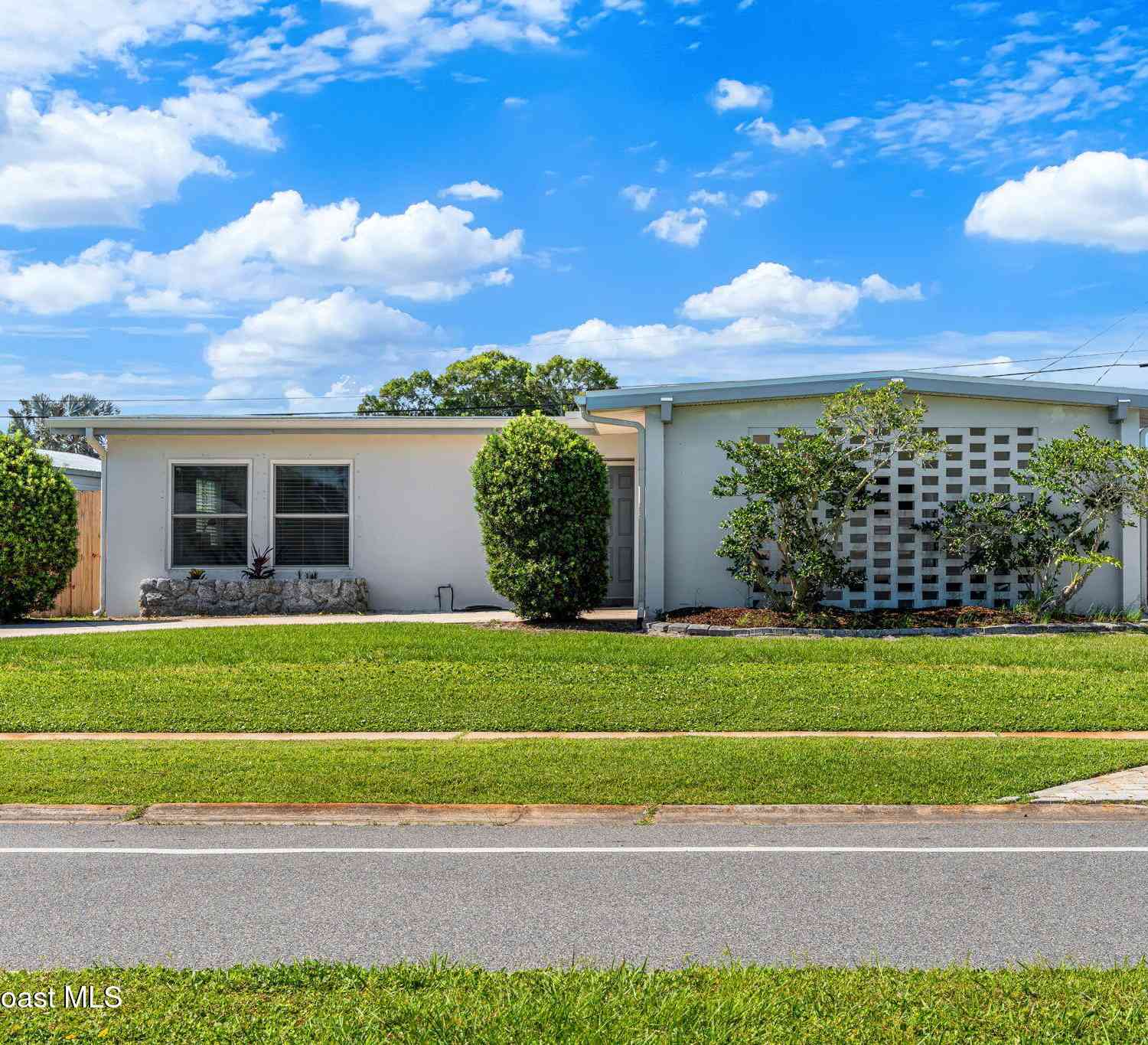 Homes For Sale - 1055 Daytona Drive<br/> Palm Bay, FL 32905