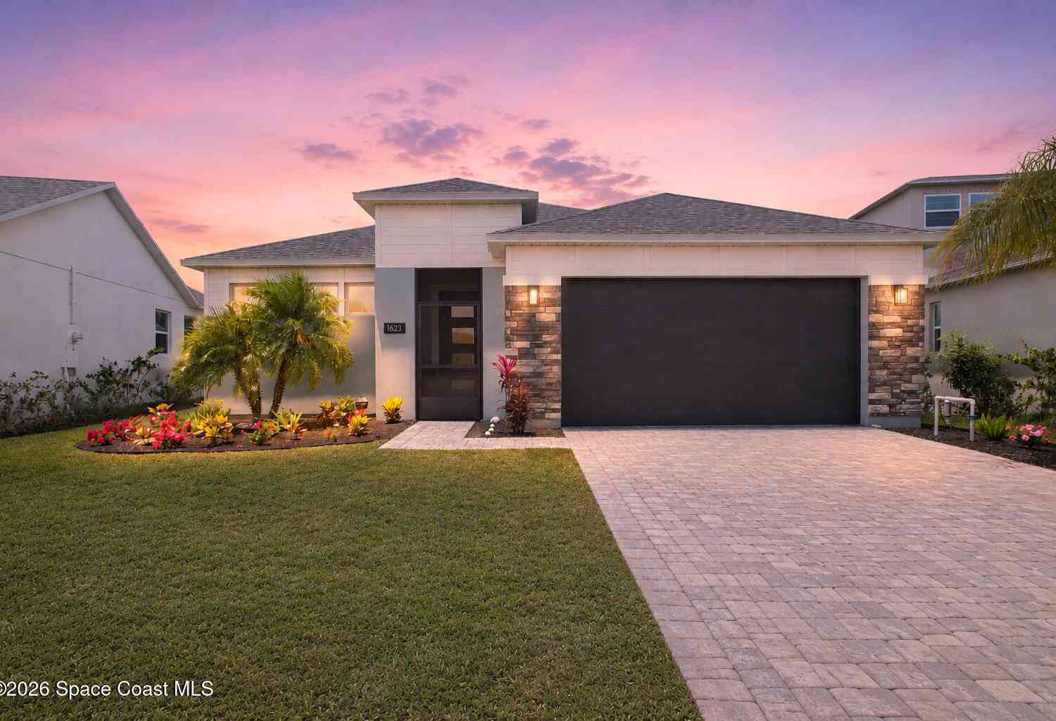 Homes For Sale - 1623 Middlebury Drive<br/> Palm Bay, FL 32909