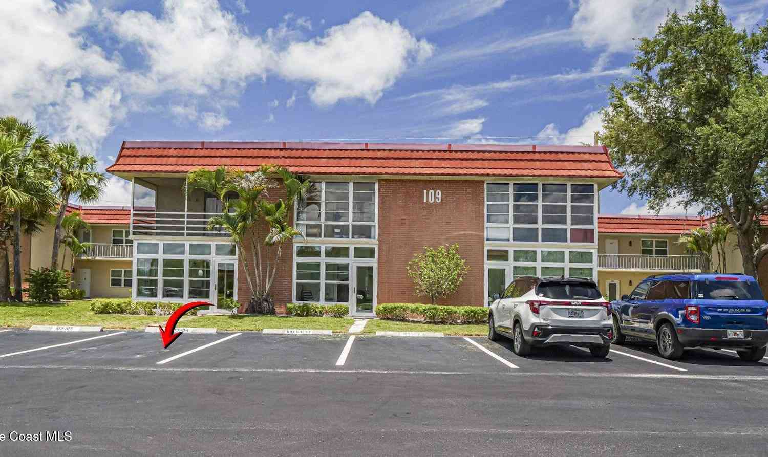 Condo For Sale - 109 Spring Lake Court #105<br/> Vero Beach, FL 32962
