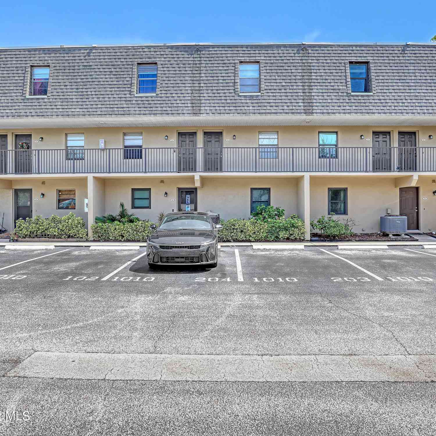 Condo For Sale - 1010 Pine Tree Drive #202<br/> Indian Harbour Beach, FL 32937