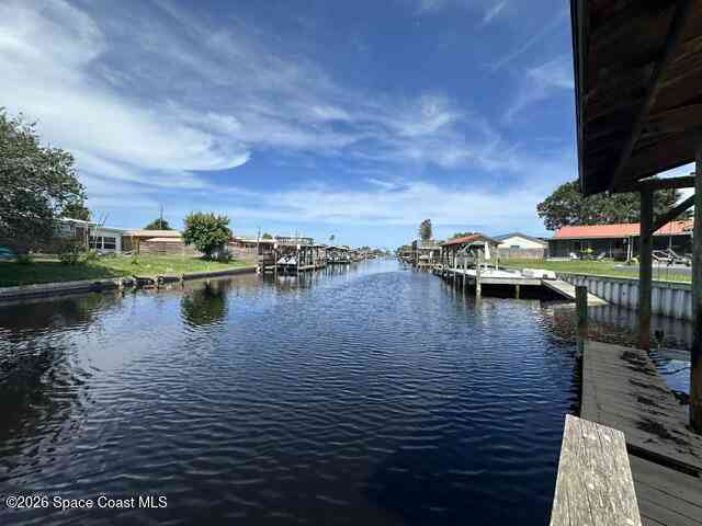 Homes For Sale - 2050 Porpoise Street<br/> Merritt Island, FL 32952