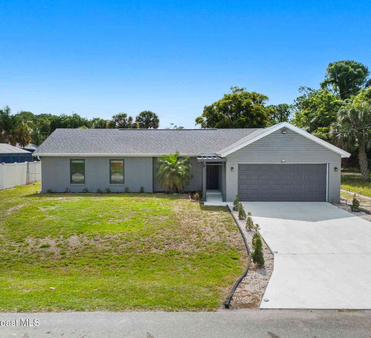 Homes For Sale - 271 Dorado Avenue<br/> Palm Bay, FL 32907