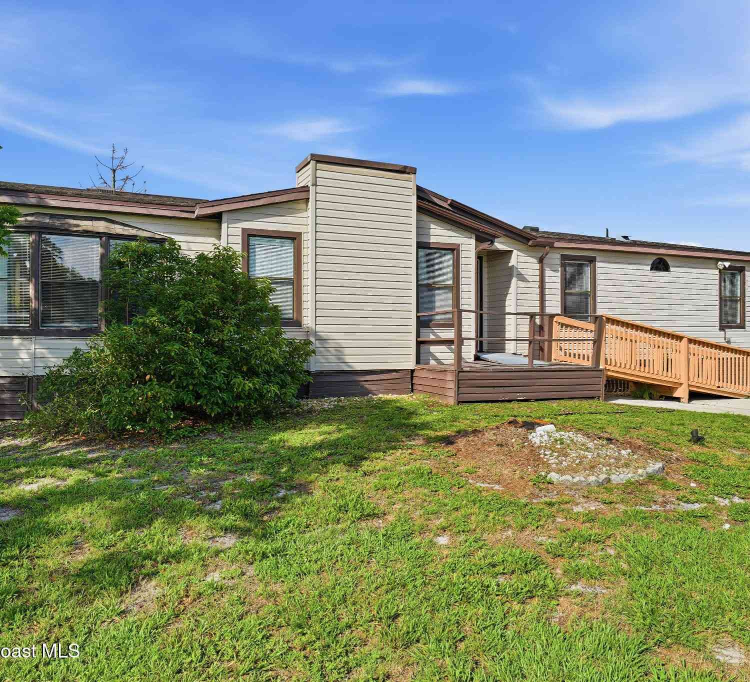 Mobile Home For Sale - 3115 Norfolk Street<br/> Mims, FL 32754