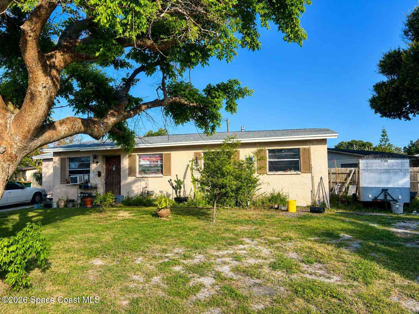 Homes For Sale - 801 Poplar Lane<br/> Melbourne, FL 32901