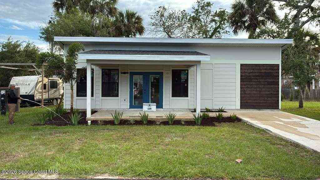 Homes For Sale - 210 Flamingo Drive<br/> Cocoa, FL 32926