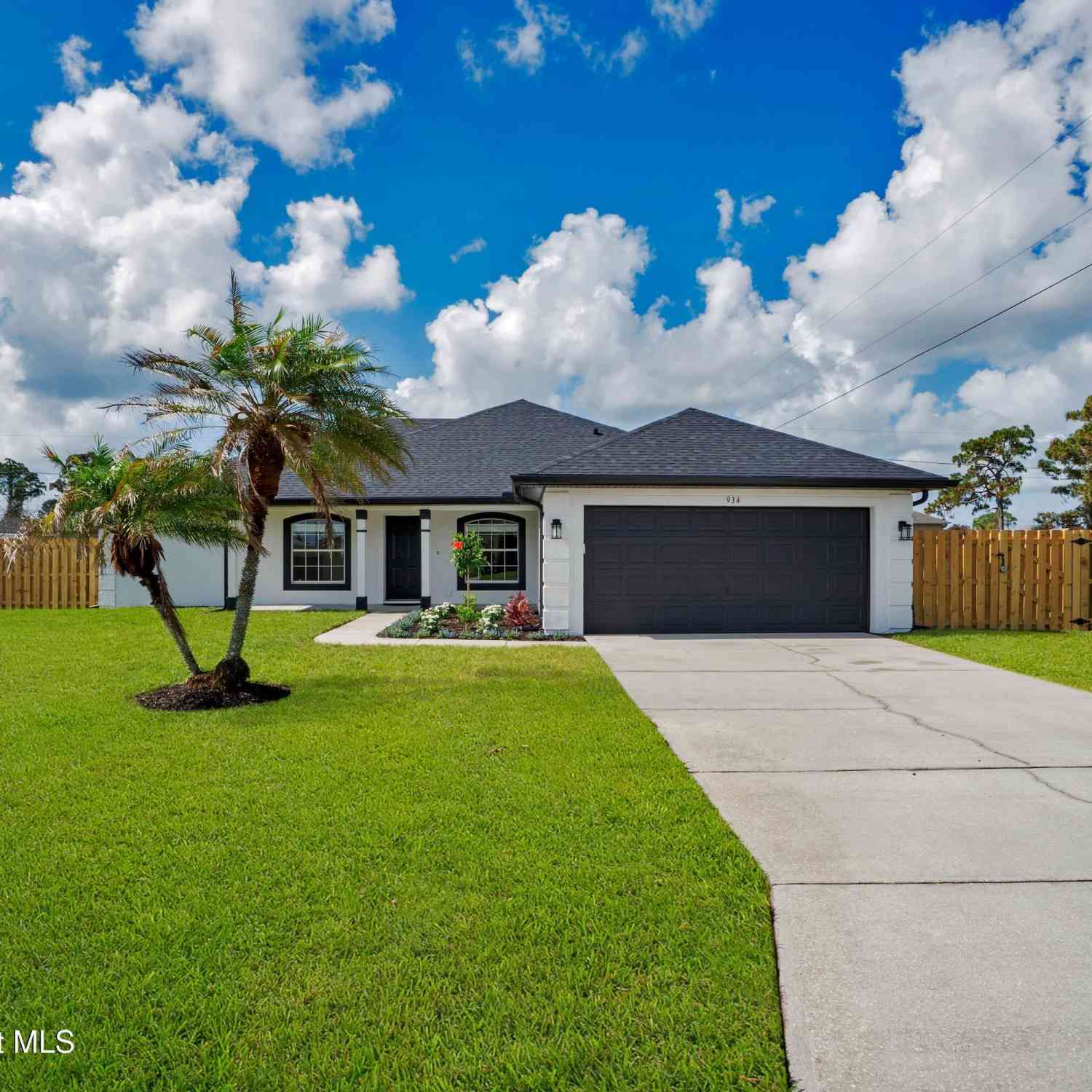 Homes For Sale - 934 Eastlake Street<br/> Palm Bay, FL 32909