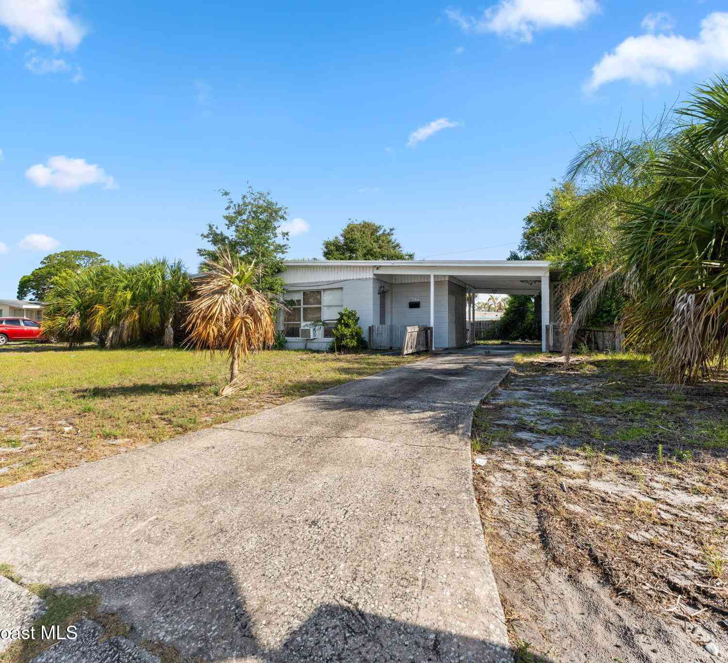 Homes For Sale - 1042 Azalea Lane<br/> Cocoa, FL 32922