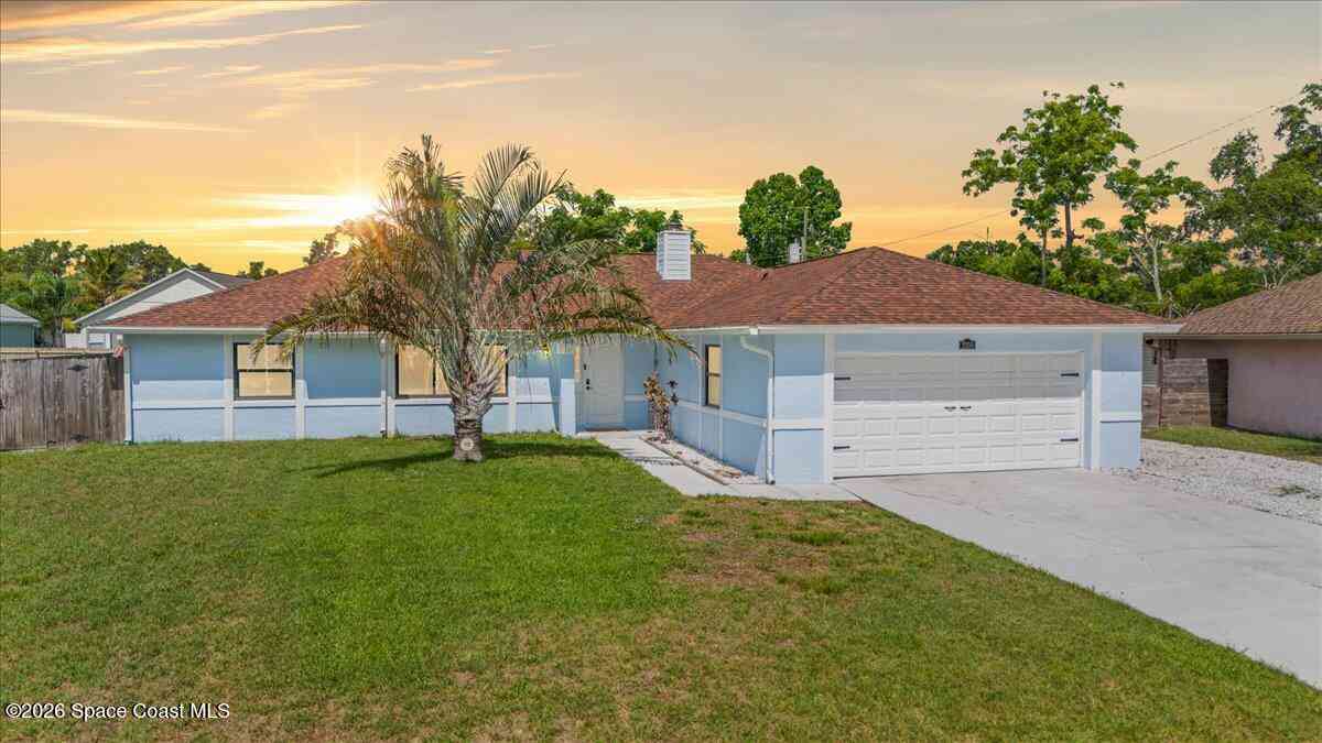 Homes For Sale - 2350 Fallon Boulevard<br/> Palm Bay, FL 32907