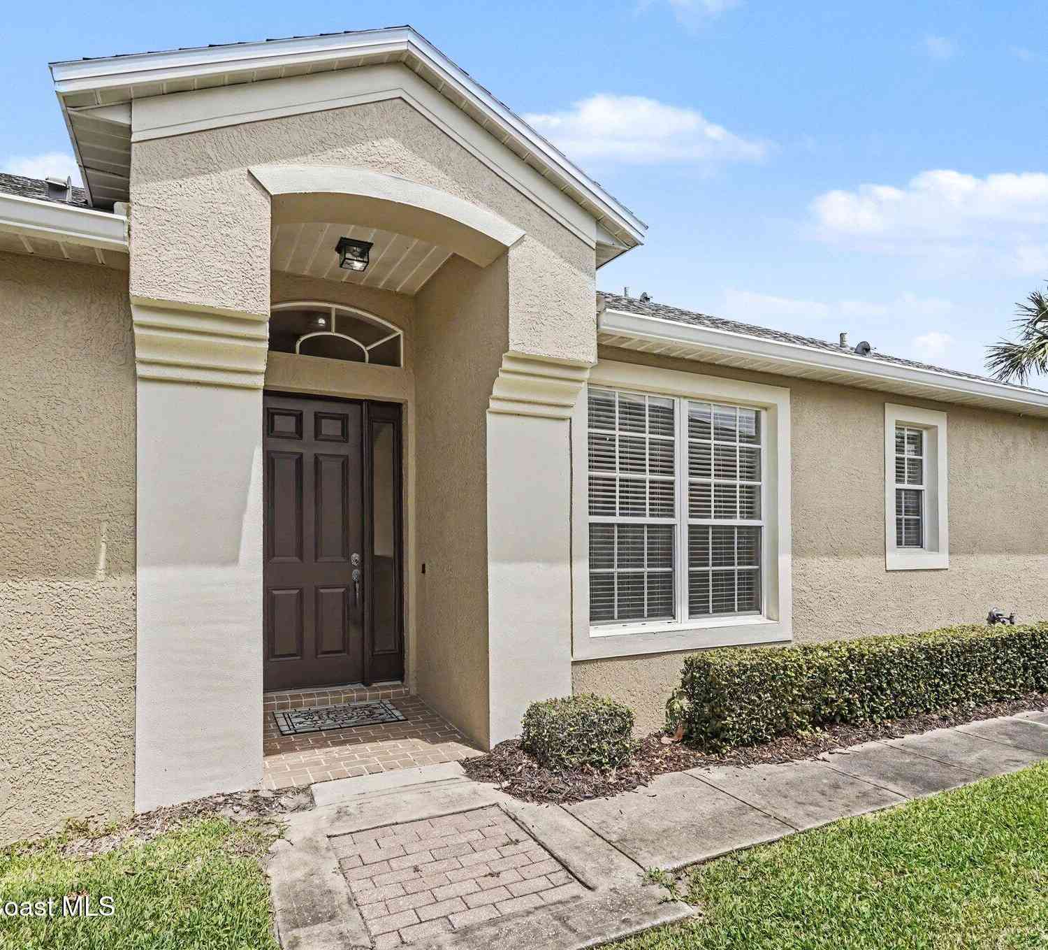 Townhouse For Sale - 284 Intrepid Way<br/> Indialantic, FL 32903