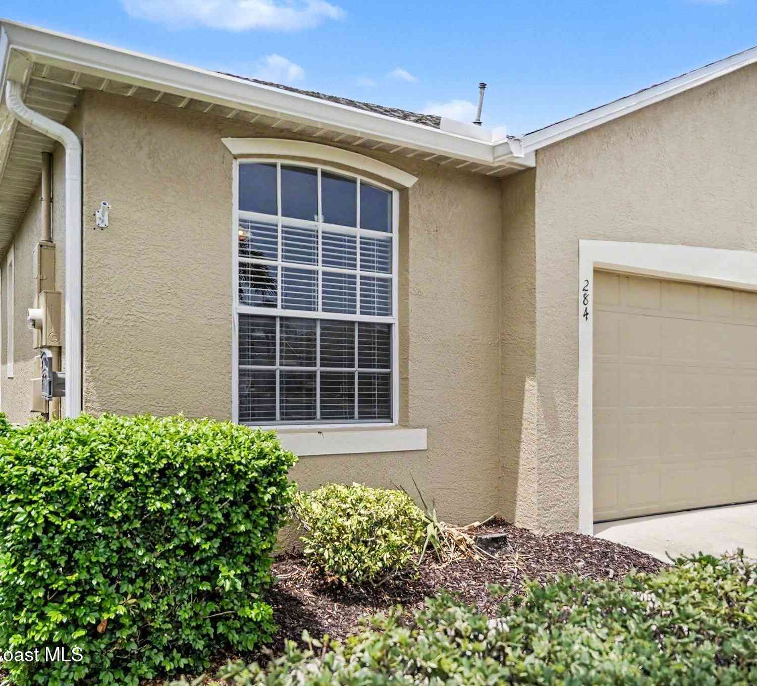 Townhouse For Sale - 284 Intrepid Way<br/> Indialantic, FL 32903