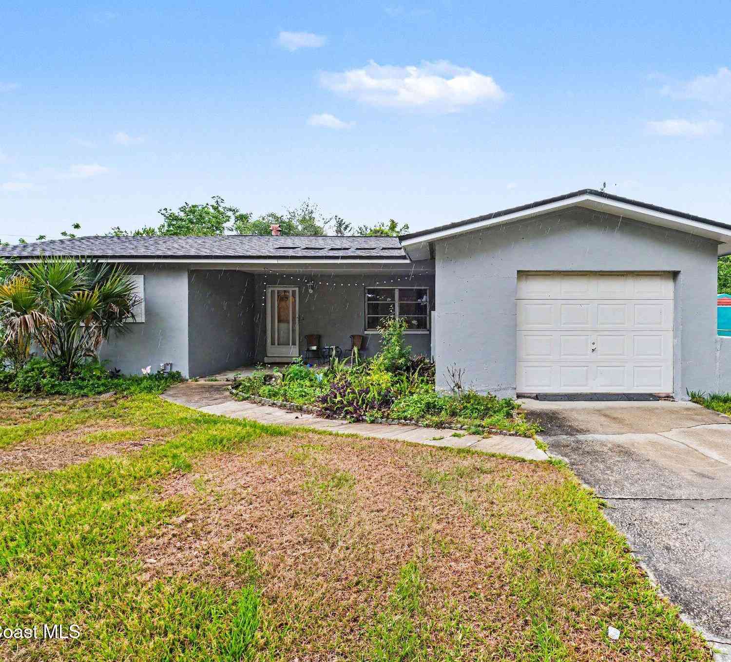 Homes For Sale - 2425 Heritage Drive<br/> Titusville, FL 32780