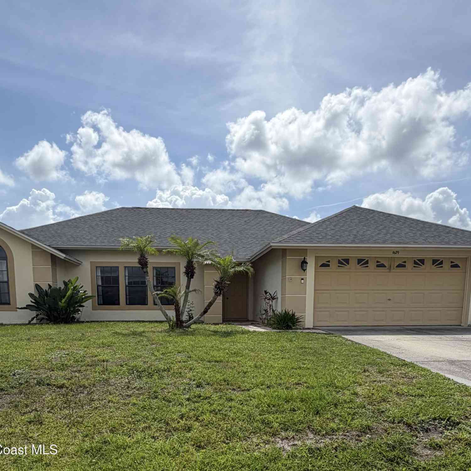 Homes For Sale - 1629 Gadsden Avenue<br/> Palm Bay, FL 32907