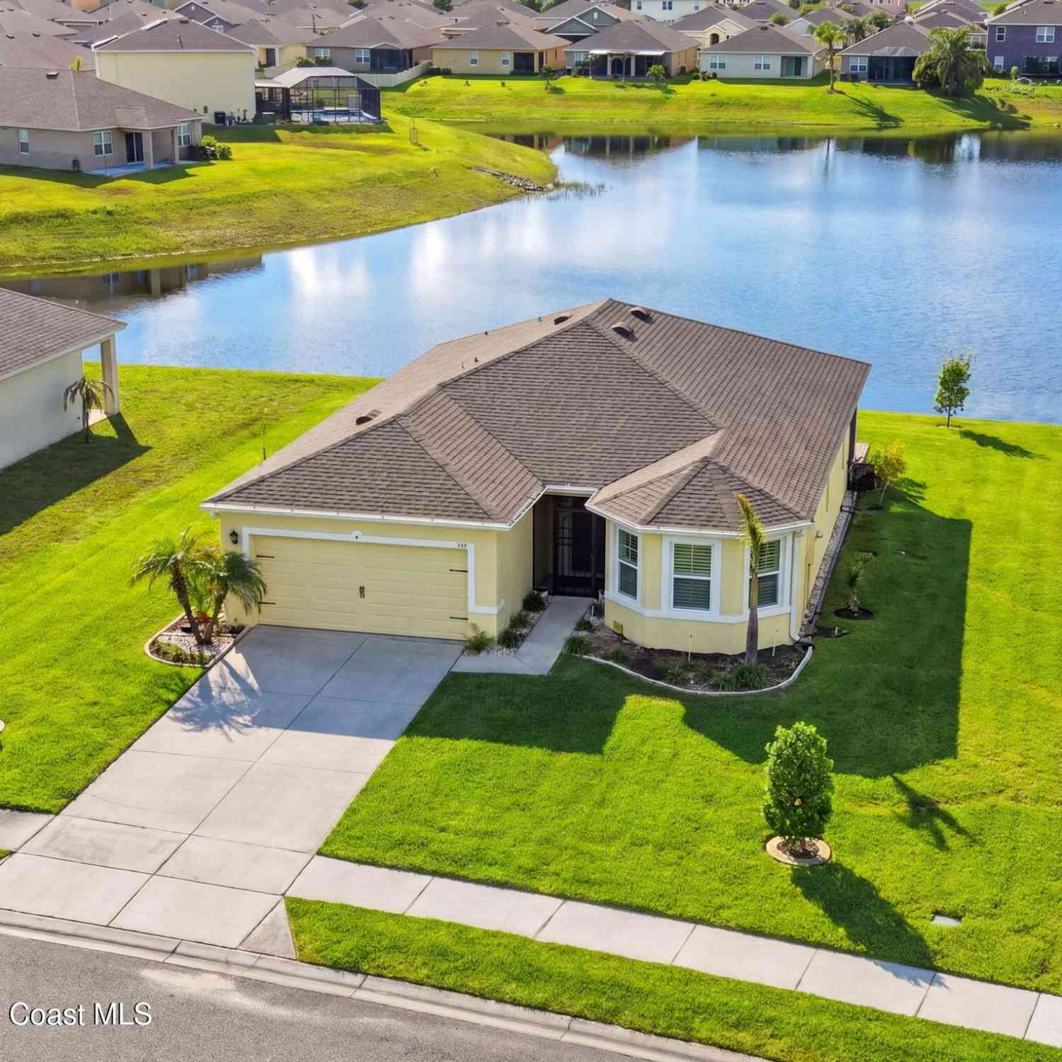 Homes For Sale - 380 Guinevere Drive<br/> Palm Bay, FL 32908