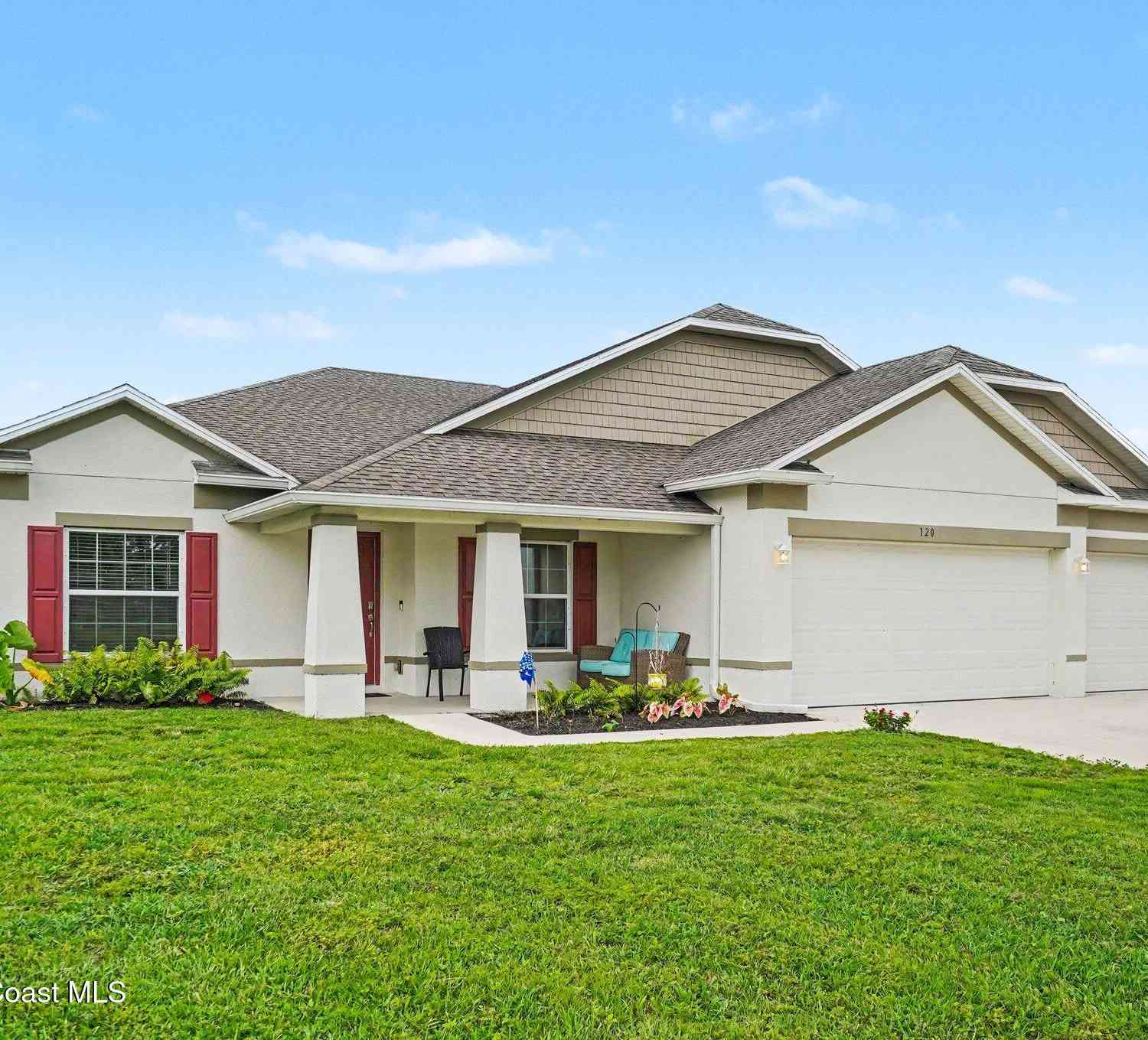 Homes For Sale - 120 Tate Court<br/> Palm Bay, FL 32909