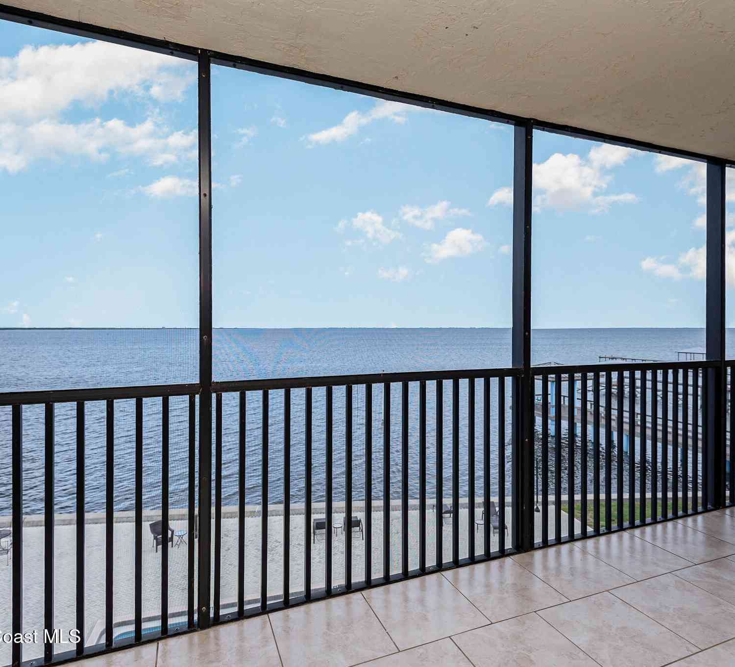 Condo For Rent - 525 Indian River Avenue #303<br/> Brevard County, Titusville, FL 32796