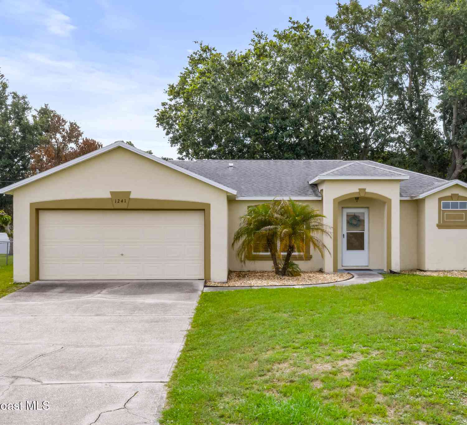 Homes For Sale - 1241 Emerson Drive<br/> Palm Bay, FL 32907