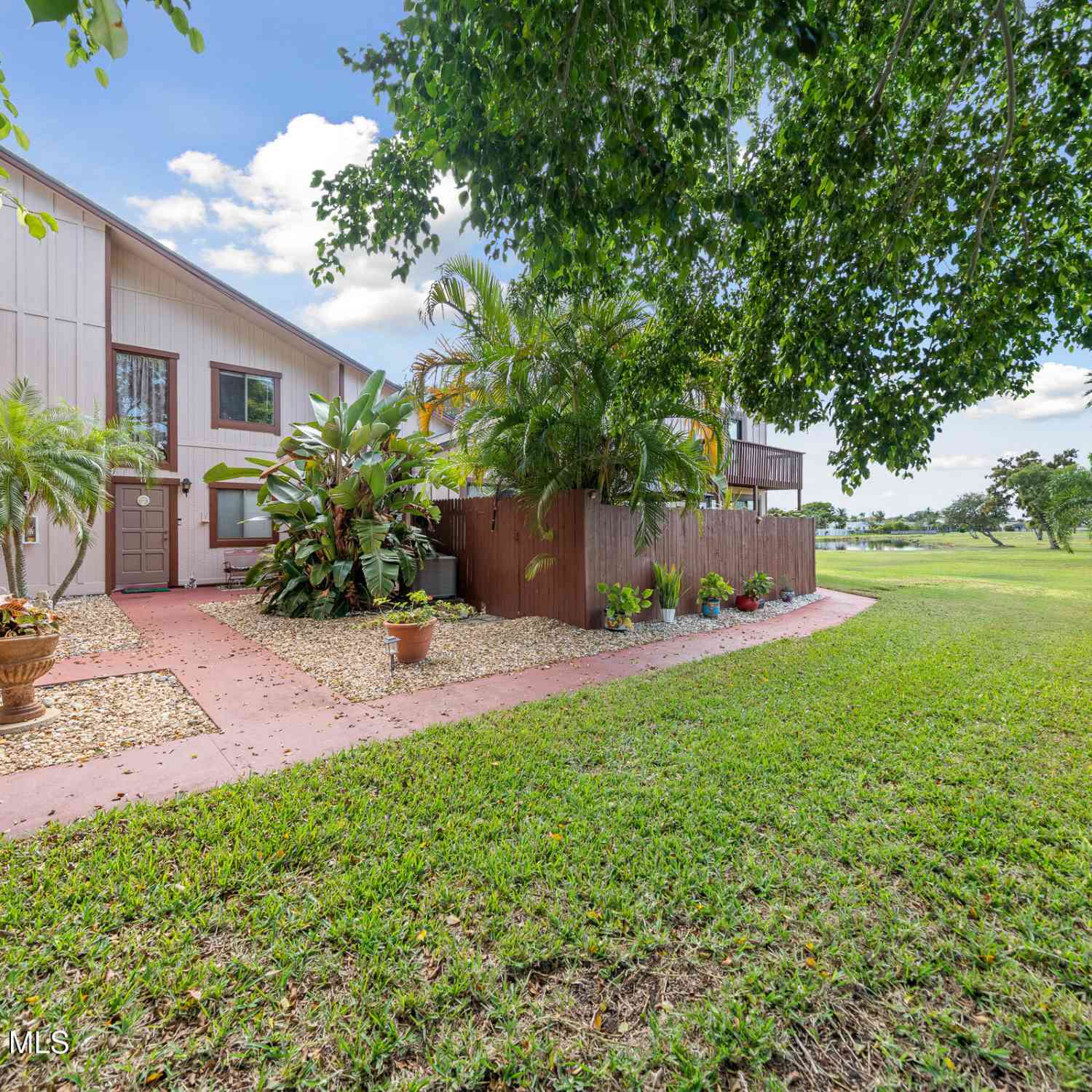 Condo For Sale - 1518 E Minutemen Causeway #16<br/> Cocoa Beach, FL 32931