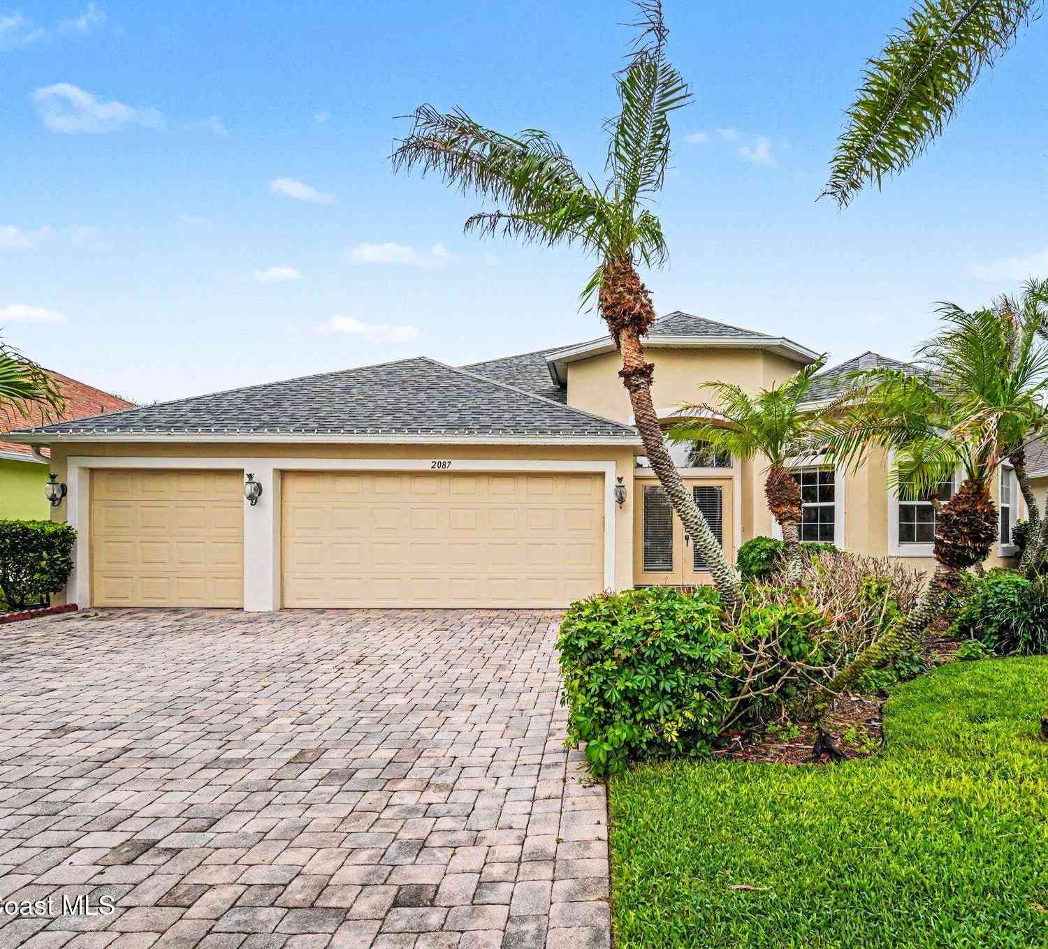 Homes For Sale - 2087 Auburn Lakes Drive<br/> Rockledge, FL 32955