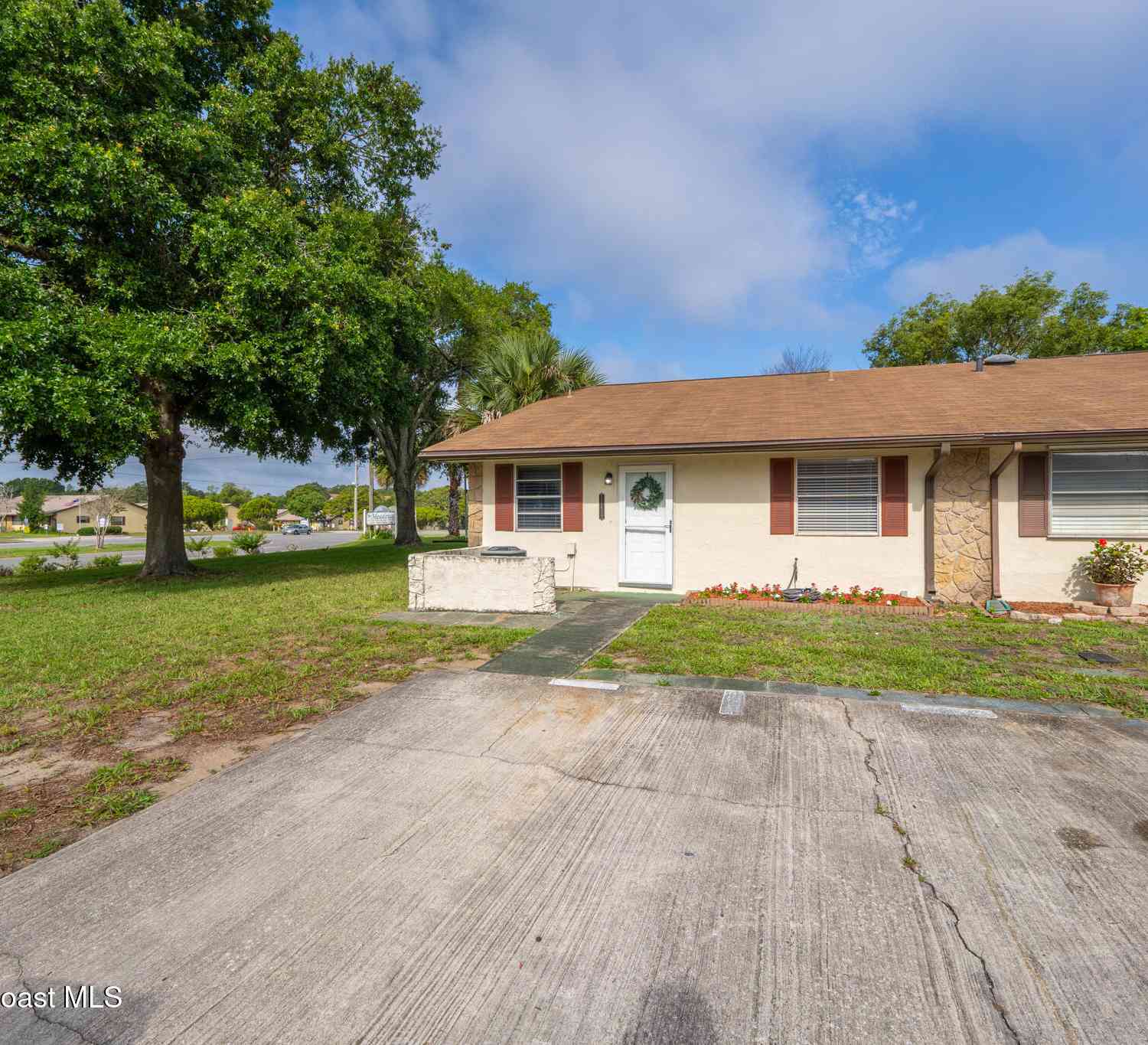 Townhouse For Sale - 1140 Cheney Highway #H<br/> Titusville, FL 32780