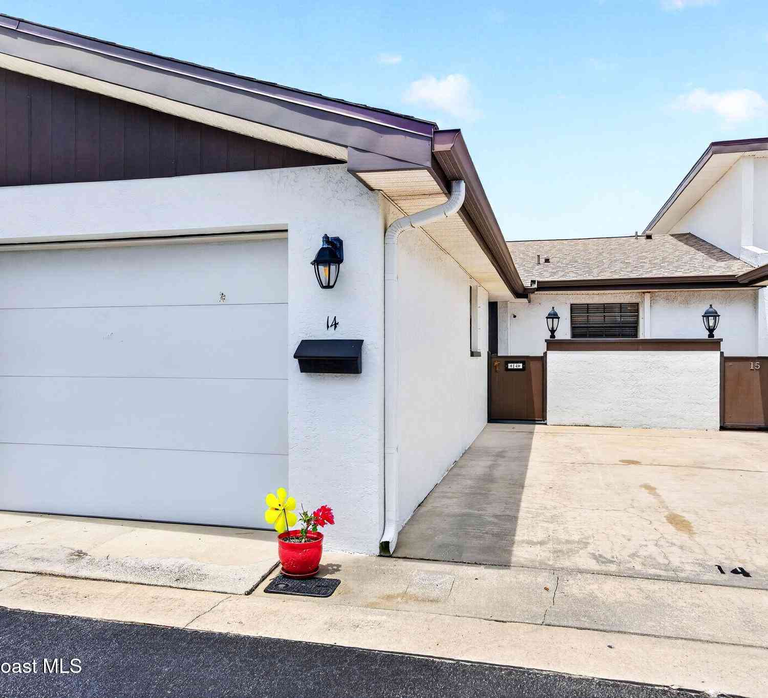 Townhouse For Sale - 255 Paradise Boulevard #14<br/> Brevard County, Indialantic, FL 32903