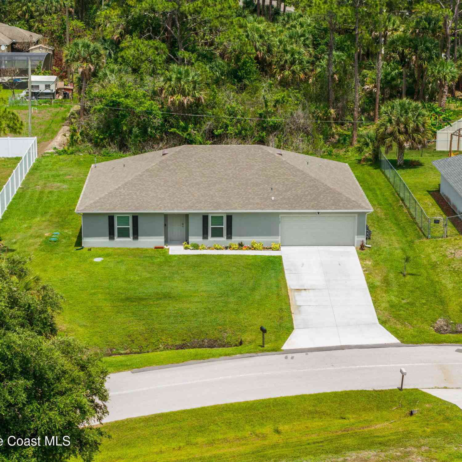 Homes For Sale - 1107 Satin Road<br/> Palm Bay, FL 32908
