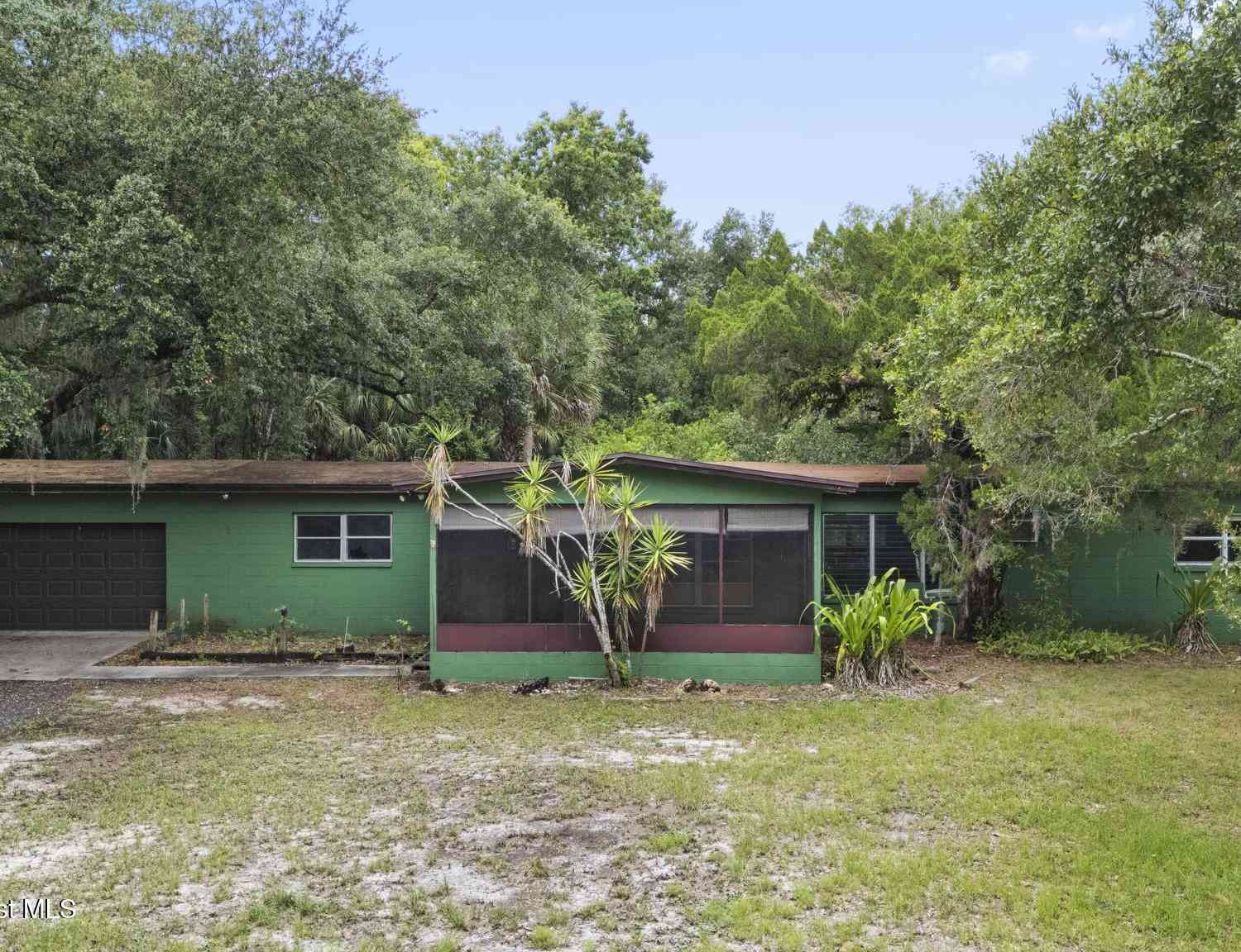 Homes For Sale - 1890 Cox Road<br/> Cocoa, FL 32926