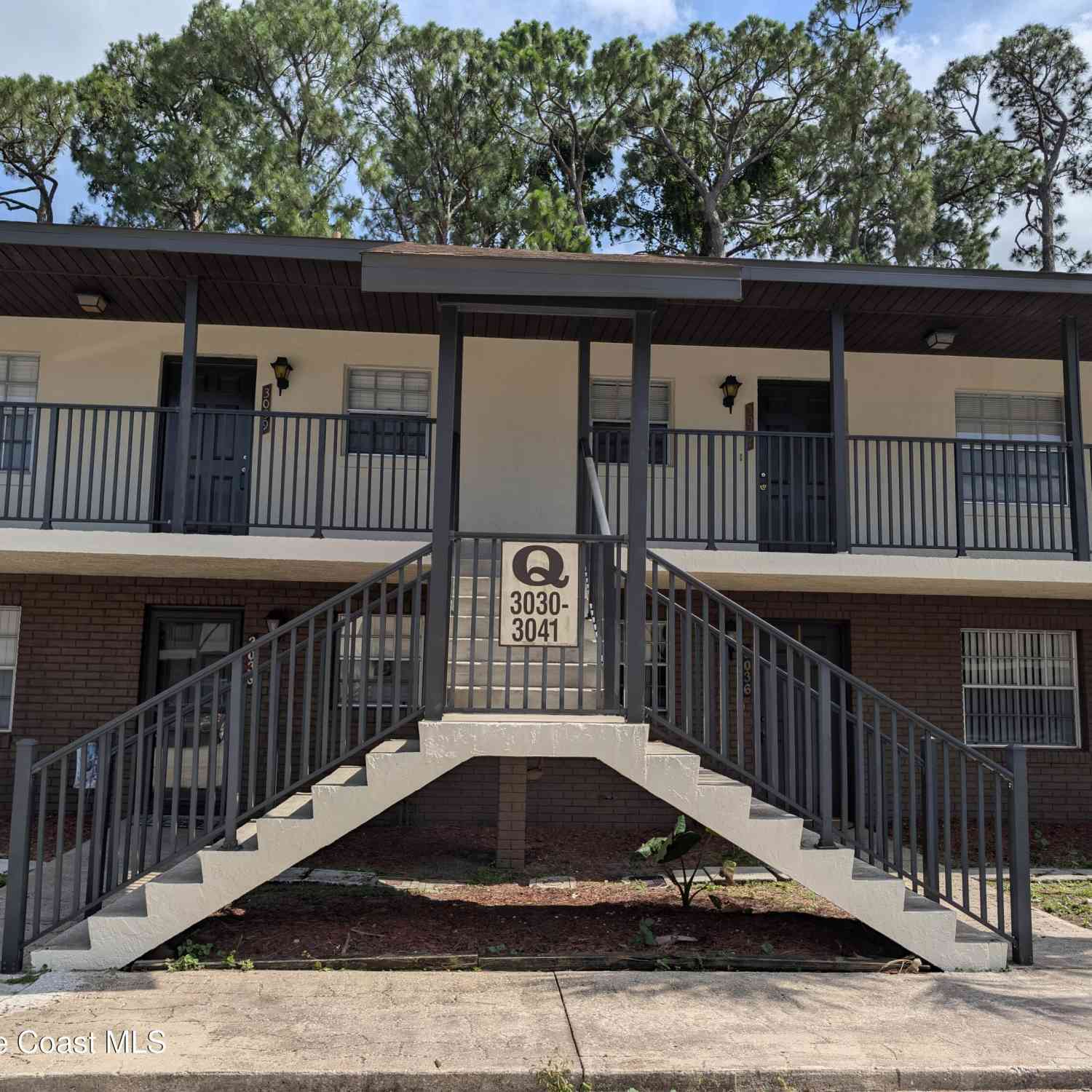 Condo For Rent - 3035 Sir Hamilton Circle<br/> Titusville, FL 32780