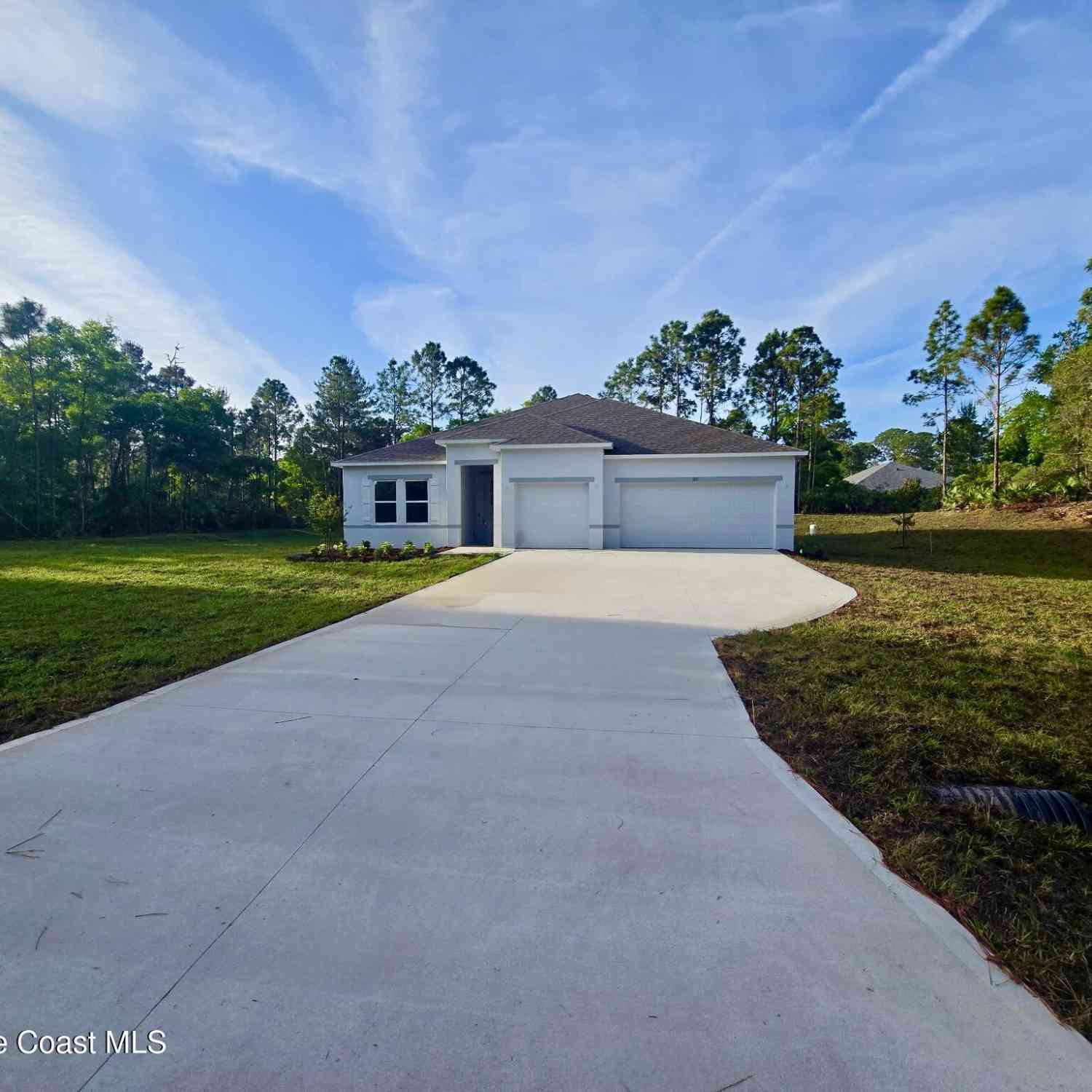Homes For Sale - 170 Arthur Avenue<br/> Volusia County, Edgewater, FL 32141