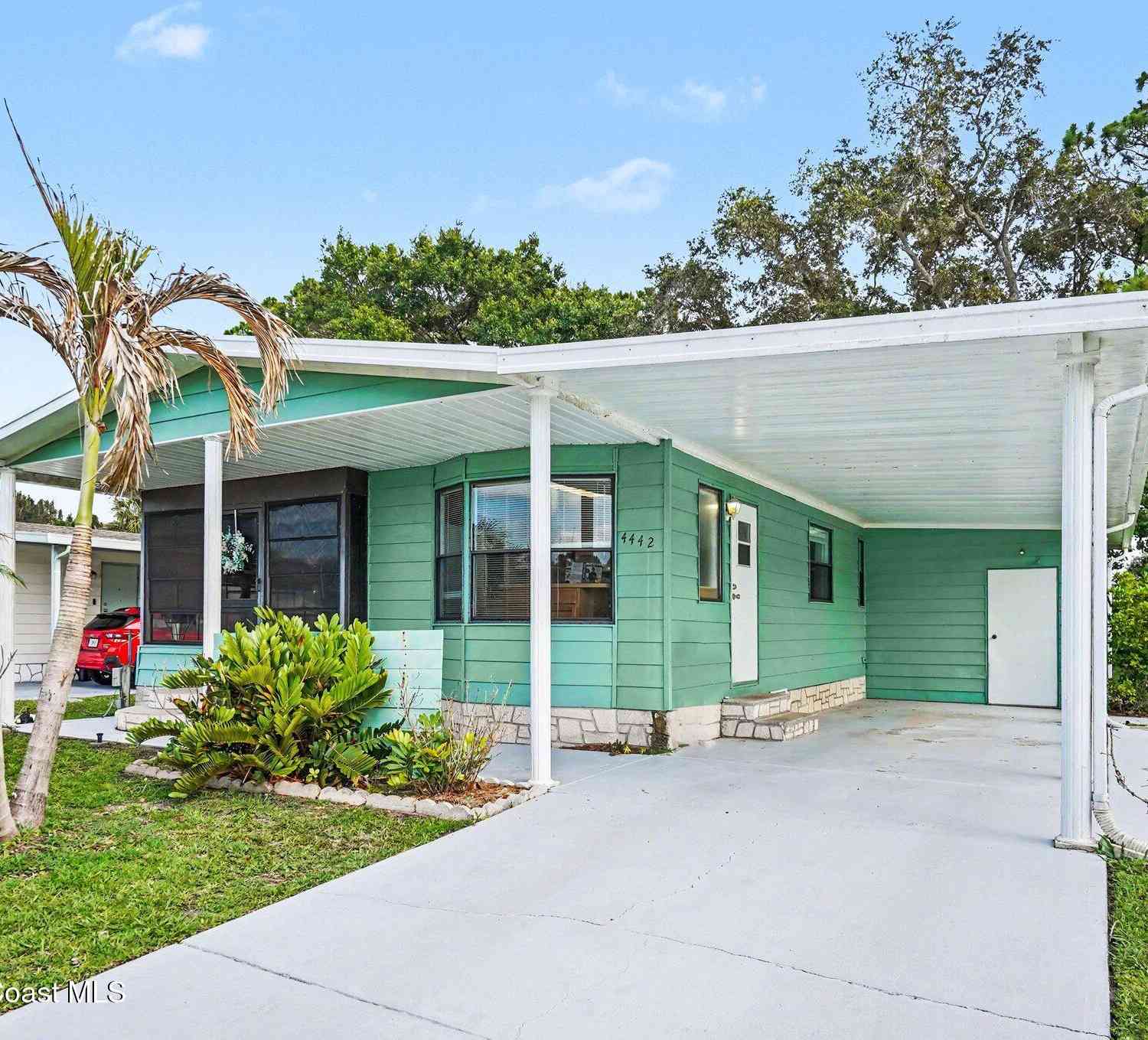 Mobile Home For Sale - 4442 Twin Lakes Drive<br/> Rockledge, FL 32955