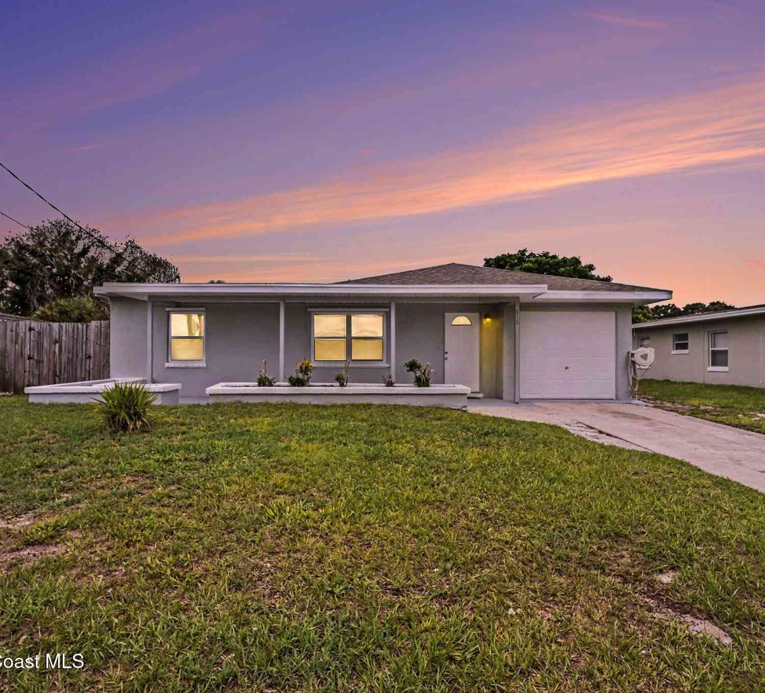 Homes For Sale - 610 Japonica Drive<br/> Melbourne, FL 32901