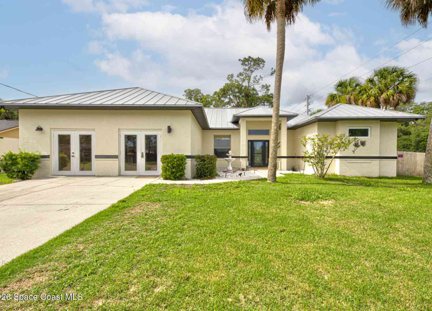 Homes For Sale - 4991 Falcon Boulevard<br/> Cocoa, FL 32927