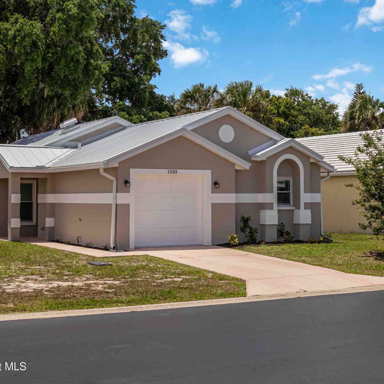 Homes For Sale - 1253 Goldenrod Circle<br/> Palm Bay, FL 32905